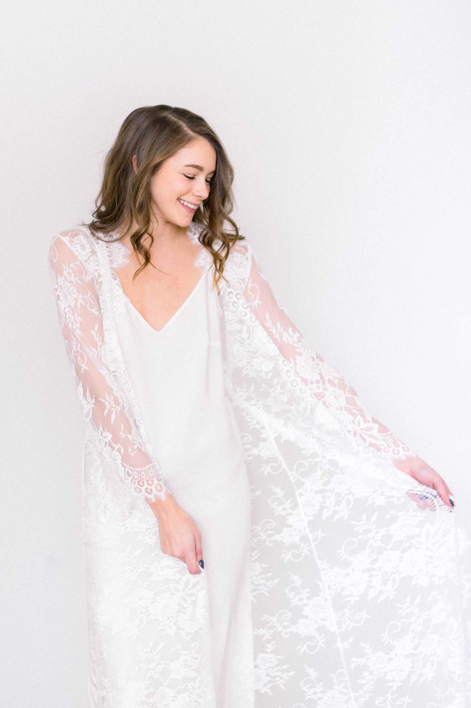 Elegant Swan Queen Ivory Lace Bridal Robe Gown with Scalloped Train - Perfect for Wedding, Bridal Shower, and Honeymoon Photoshoots