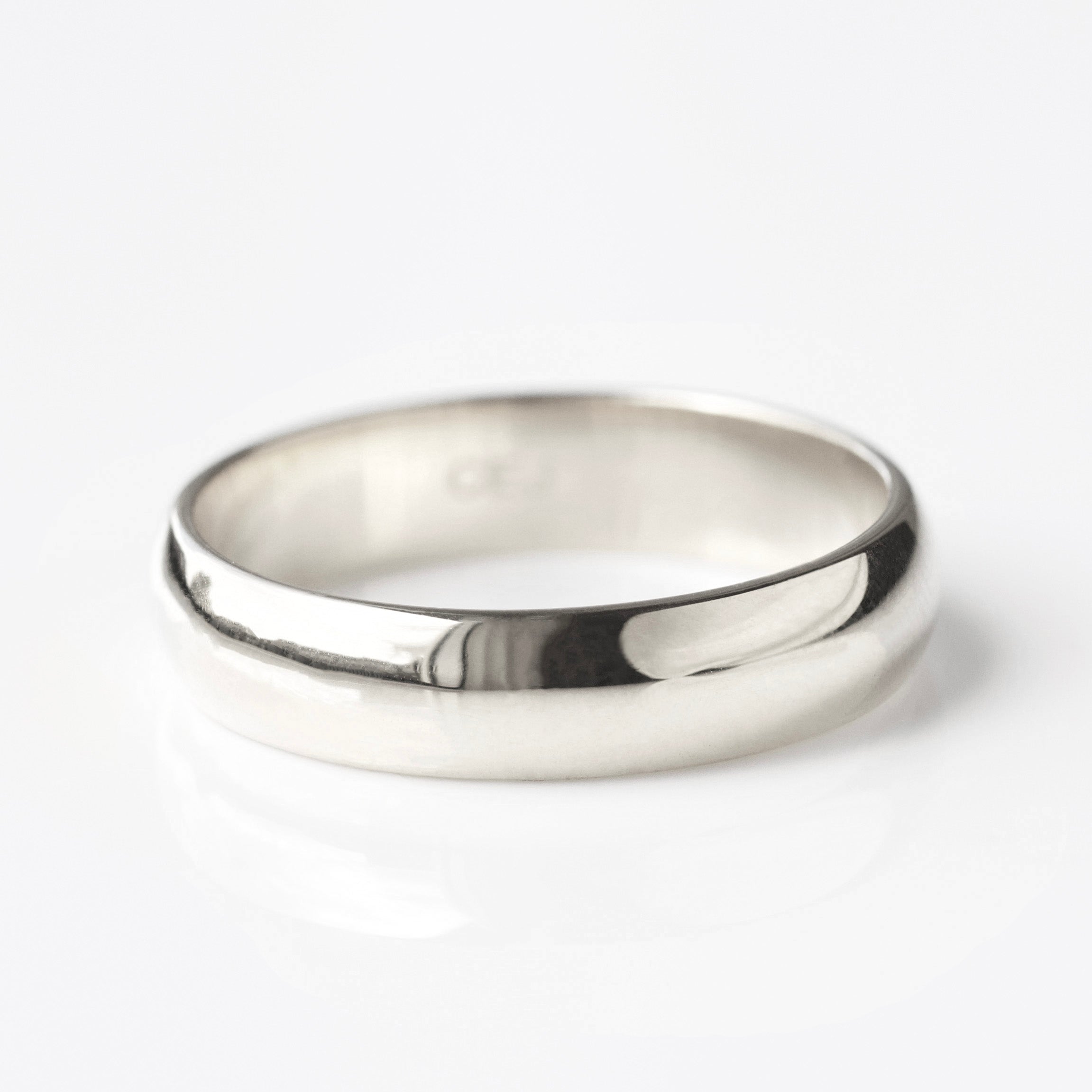 Men's Round Ring - Classic Minimalist Wedding Band for Men - Perfect for Engagement, Wedding, Anniversary & Everyday Wear