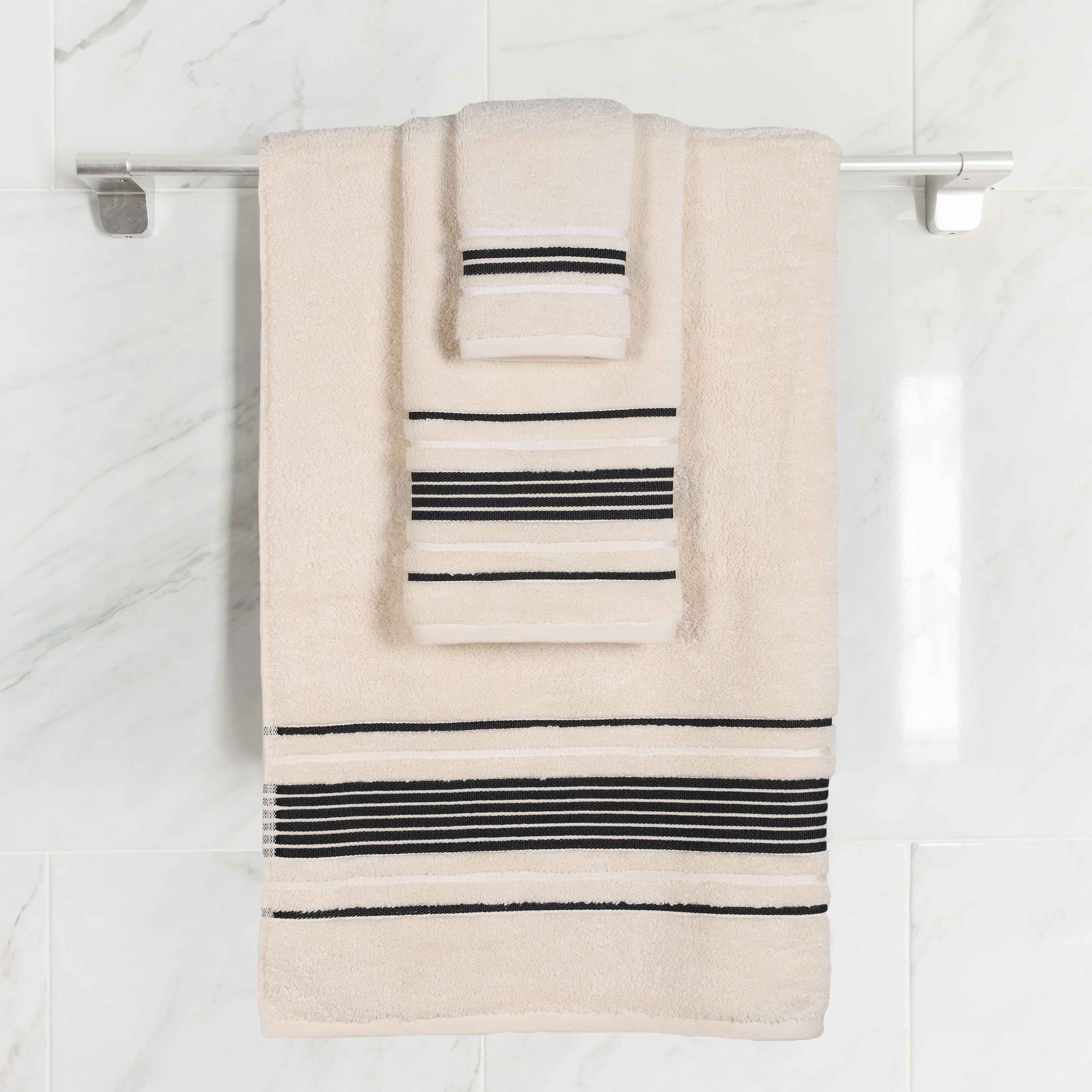 Premium 3-Piece Zero Twist Cotton Towel Set with Elegant Floral Design - Ultra Soft & Absorbent Bath Towels for Spa, Guest Bathroom & Luxury Home Decor