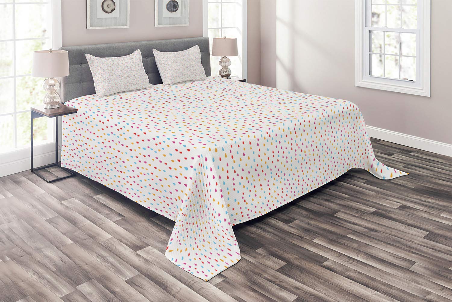Ambesonne Abstract Coverlet - Funky Color Raindrops Design, 3-Piece Quilted Bedspread Set with 2 Pillow Shams, King Size in Dark Coral & Pale Orange | Modern Bedroom Decor, Guest Room Luxury, Cozy Home Styling