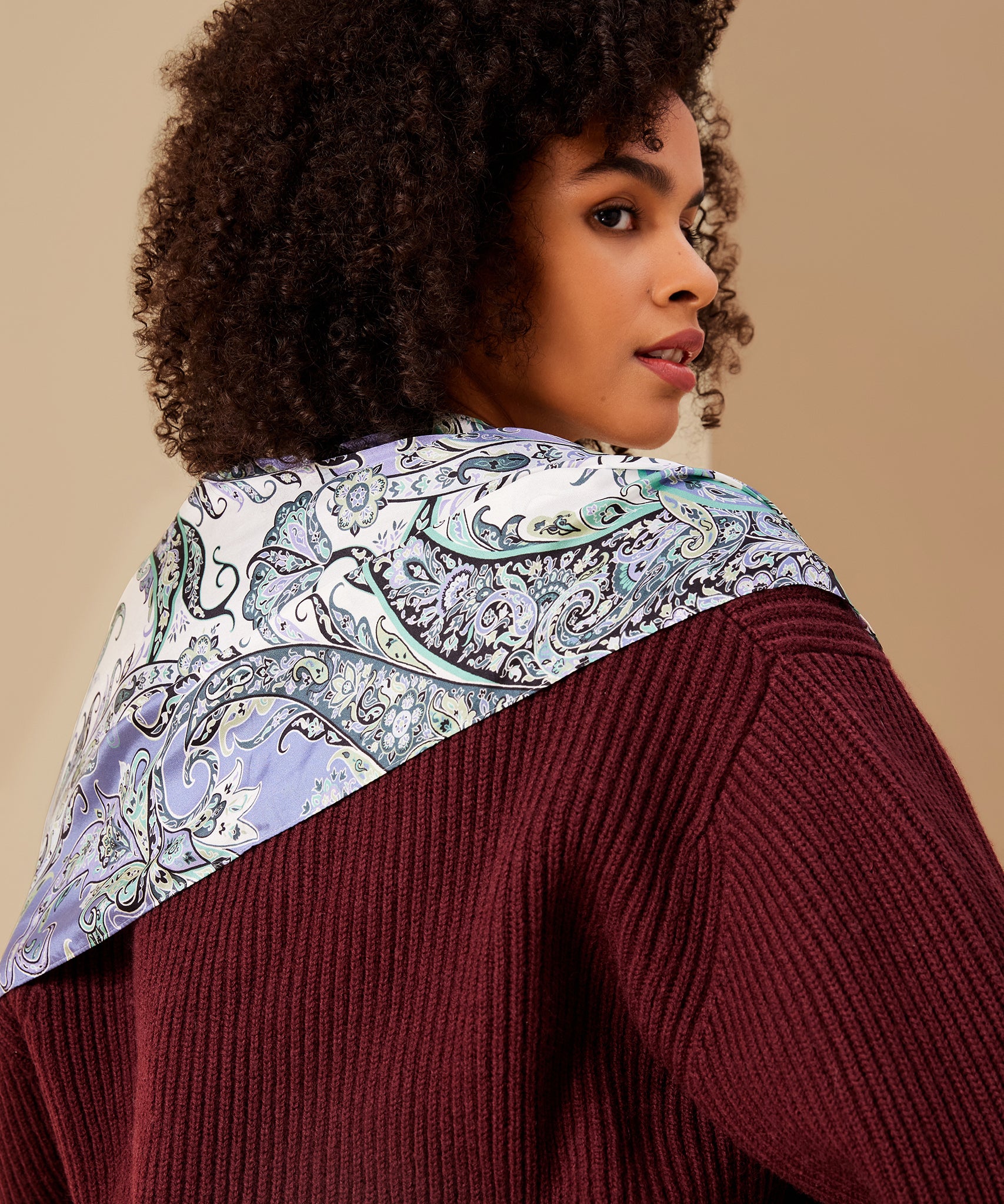 Stylish Manor Paisley Oblong Scarf for Women & Men - Soft Winter Fashion Accessory - Perfect for Cold Weather, Office, Travel & Gift Giving