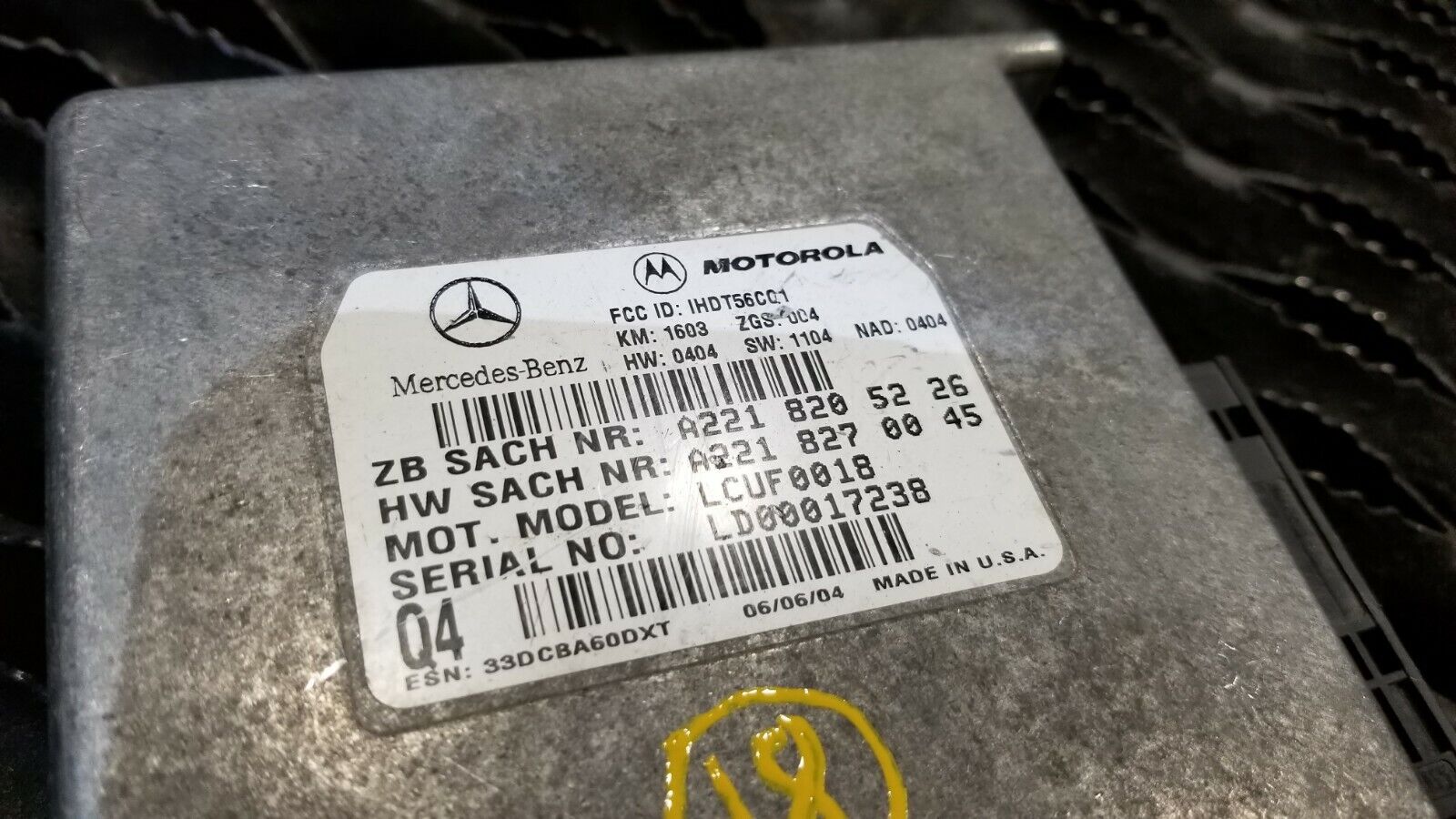 Original & OEM Mercedes W209 CLK500 Motorola Phone Communication Voice Module 2003-2006 - Perfect for Car Audio Upgrades & Hands-Free Calling