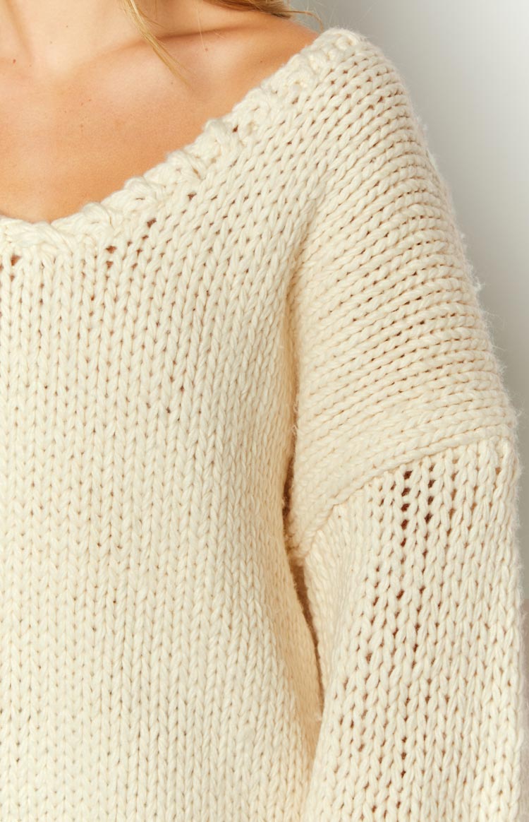 Delvey Cream Chunky Knit Sweater for Women - Soft Oversized Cable Knit Pullover - Cozy Winter Sweater for Casual Outfits & Cold Weather