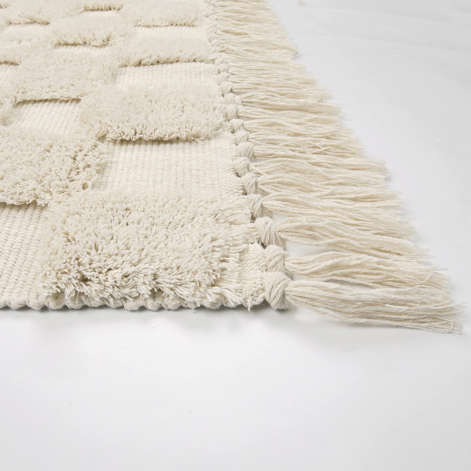 Lanffia Boho Checkered Tufted Rug - 2x6 Runner Rug Beige Washable with Tassels | Farmhouse Floor Carpet for Kitchen, Bathroom, Laundry, Bedroom & Living Room | Perfect for Hallways, Doorways & High-Traffic Areas