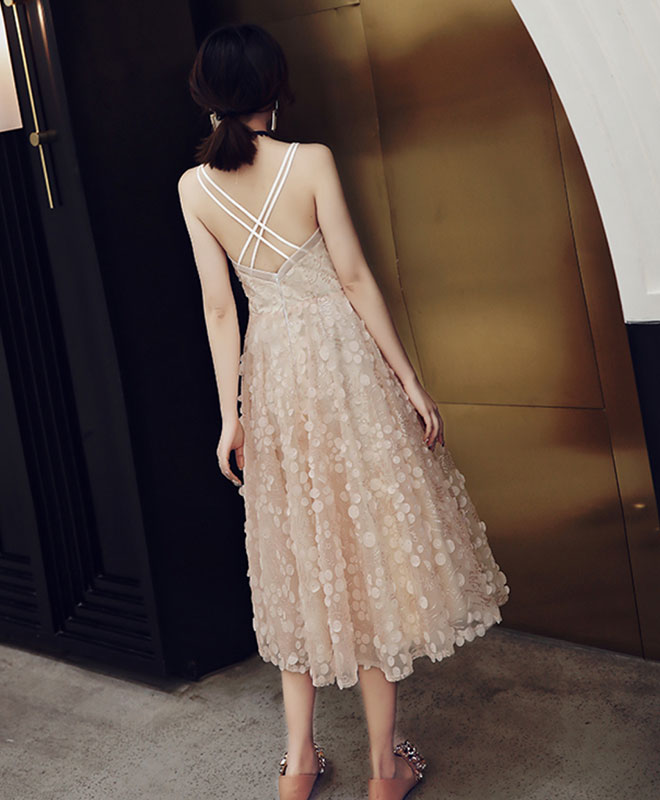 Elegant Champagne Tulle Prom Dress - Unique Formal Gown for Homecoming, Wedding & Special Occasions