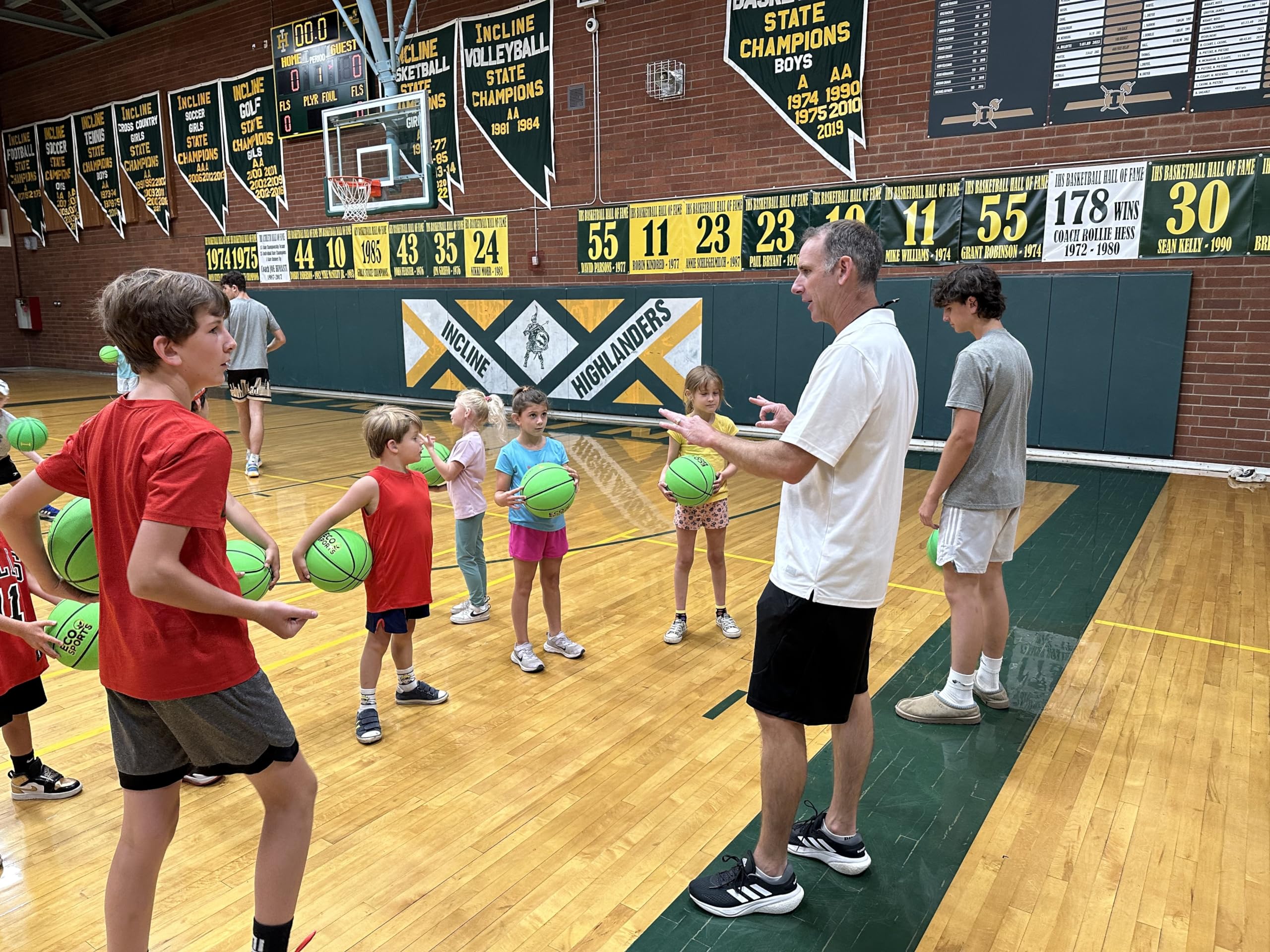 Eco-Friendly Indoor Basketballs - Durable & Safe for Home Play