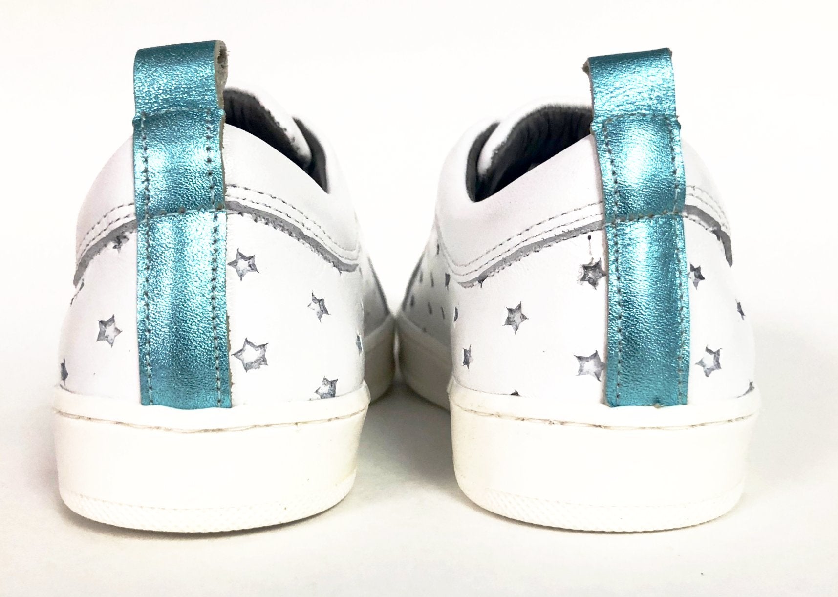 Blublonc White and Gold Star Sneakers for Women - Fashionable Casual Running Shoes - Perfect for Gym, Workout, and Everyday Wear
