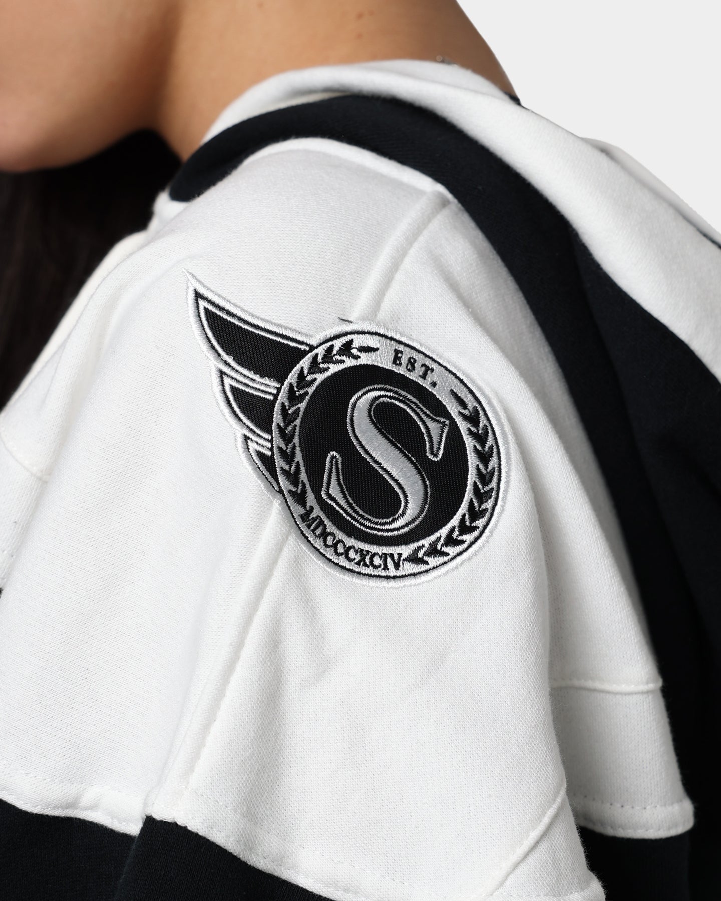 47 Brand Ottawa Senators Superior Lacer Hoodie - Jet Black NHL Fan Apparel for Men & Women - Perfect for Game Day, Tailgating & Casual Wear