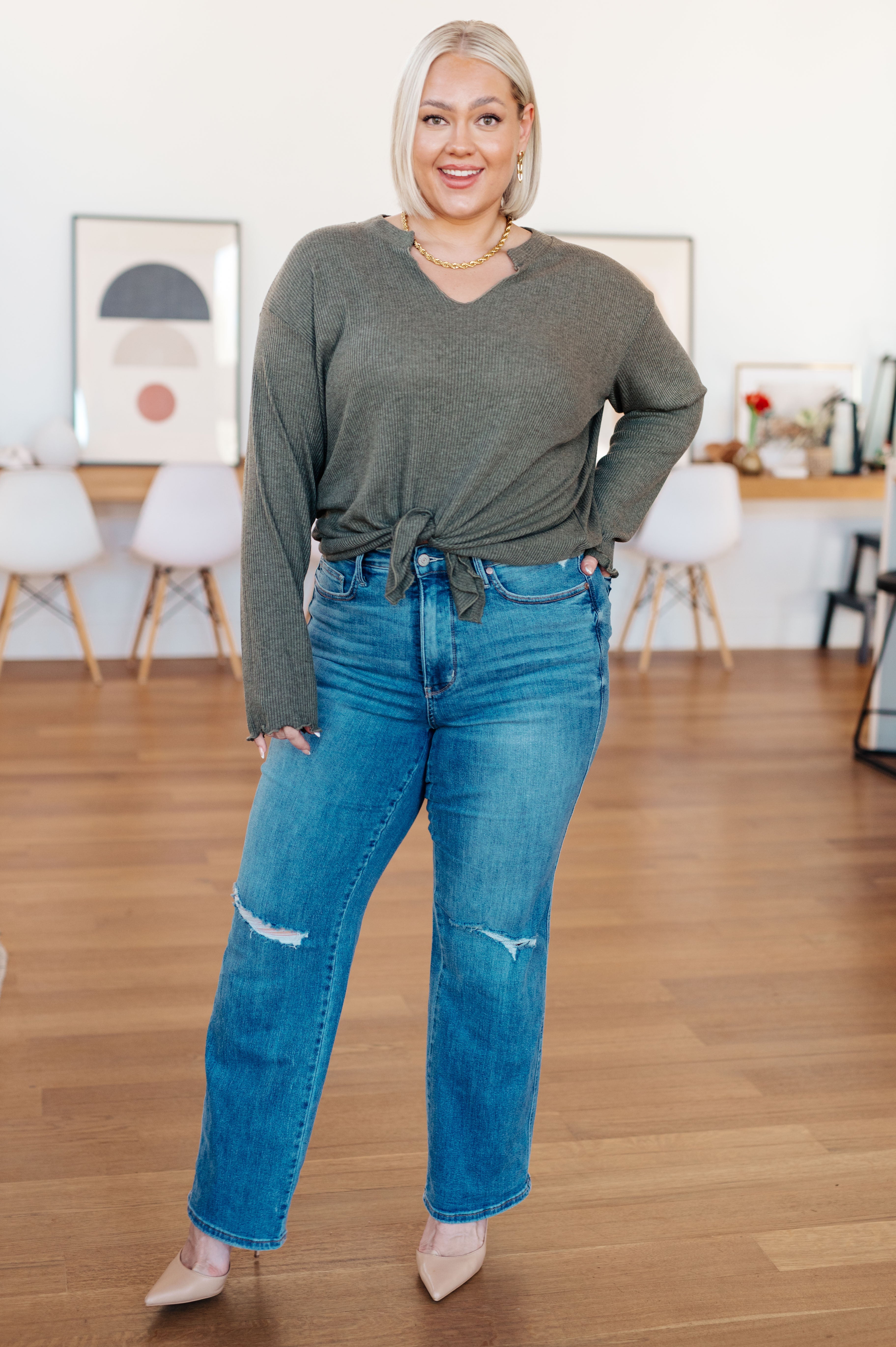 Stylish Ribbed Knit Top for Women - Comfortable & Fashionable Casual Wear for Everyday Outfits