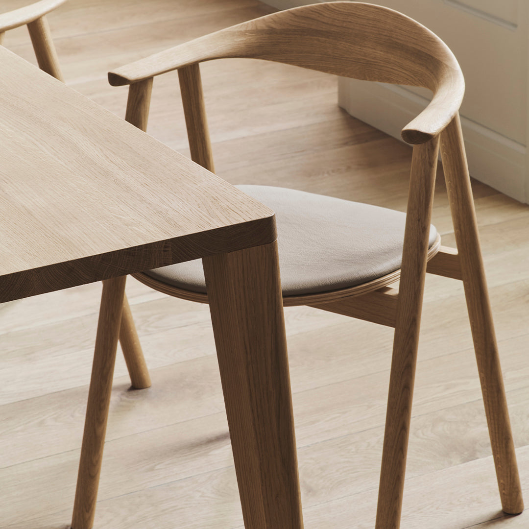 Elegant Square Dining Table for Home - Perfect for Family Dinners, Entertaining Guests & Small Space Dining Rooms