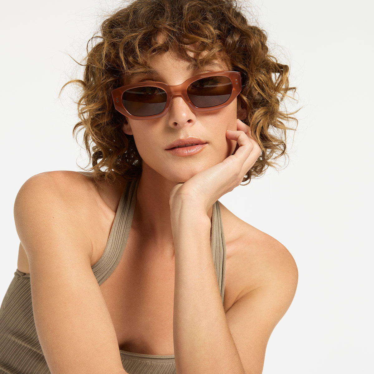 Luna Sunglasses for Women - Trendy Rose Gold Frame & UV Protection - Perfect for Beach, Driving & Outdoor Activities