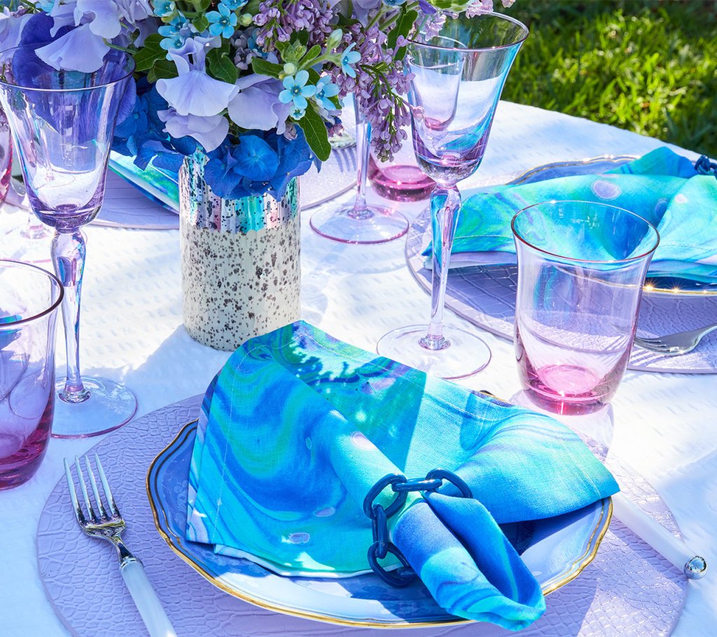 Vibrant Crocodile Print Placemats Set of 4 - Waterproof & Heat Resistant Dining Table Mats for Everyday Use, Dinner Parties & Home Decor