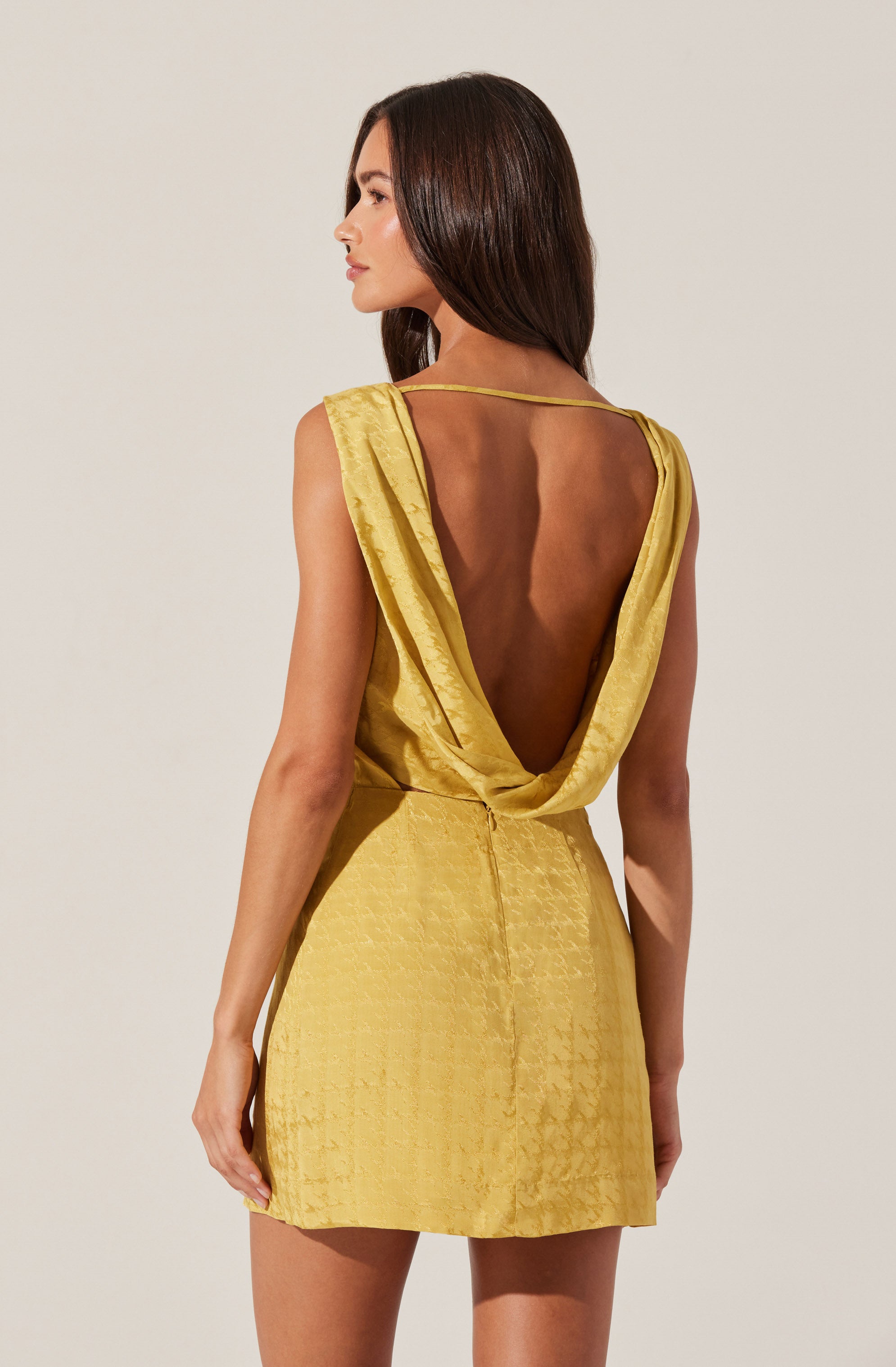 Sexy Open Cowl Back Mini Dress for Women - Elegant Sleeveless Bodycon Party Dress - Perfect for Night Out, Club, Date Night, and Special Occasions
