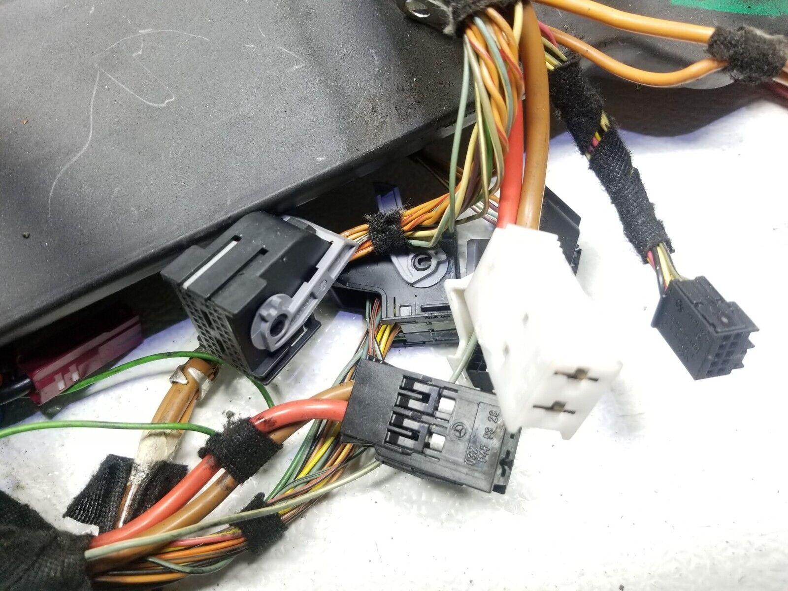 2006-2011 Mercedes ML500 OEM Interior Wire Harness - Compatible with ML350 ML550 - Perfect for Car Electrical Repairs & Upgrades