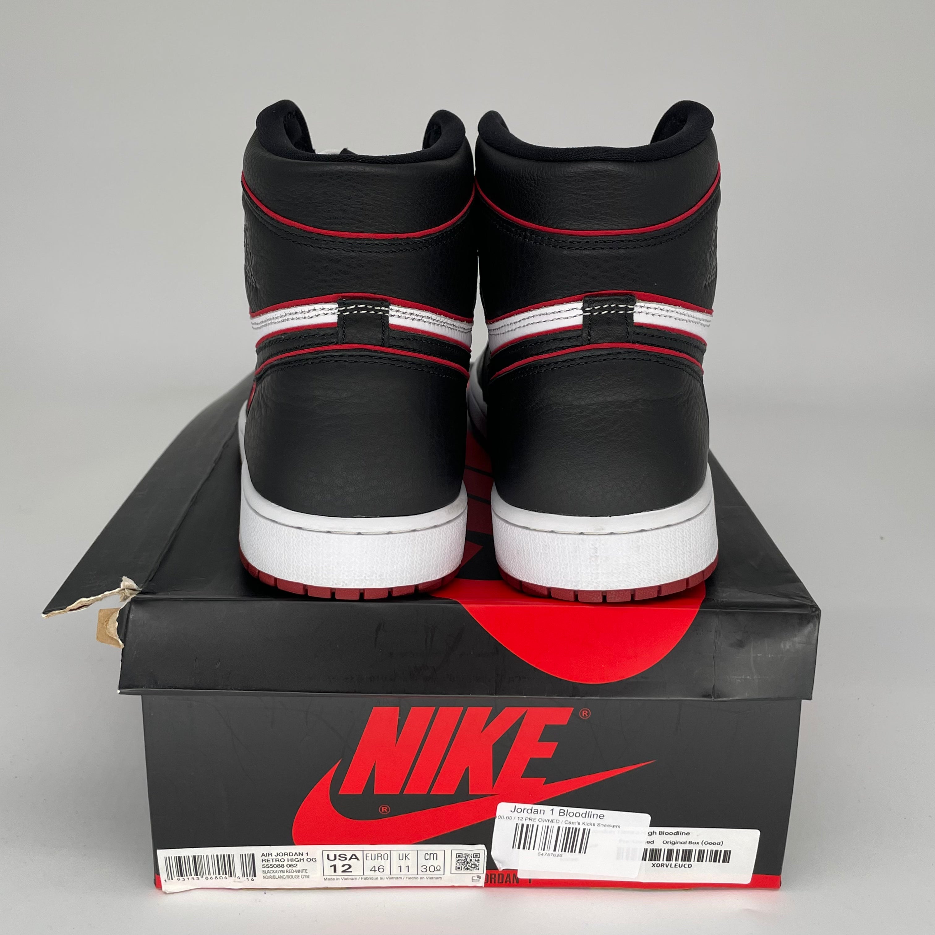 AIR JORDAN 1 BLOODLINE Men's Basketball Shoes Size 12 - Black/Red/White 555088-062 - Perfect for Streetwear & Sneaker Collectors