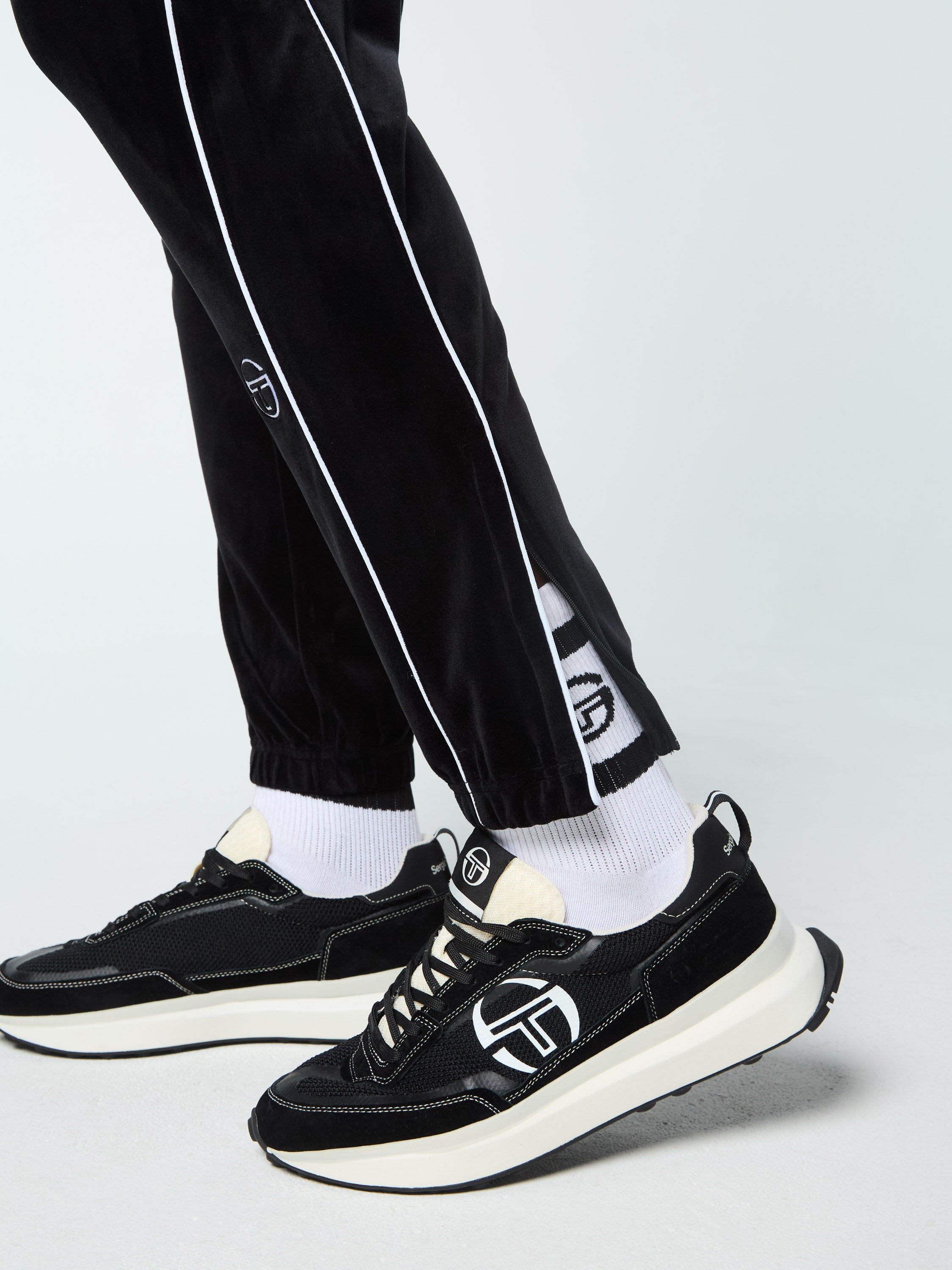 Lioni Velour Track Pants for Women - Soft & Comfortable Joggers, Black Beauty - Perfect for Lounge, Yoga, and Casual Wear