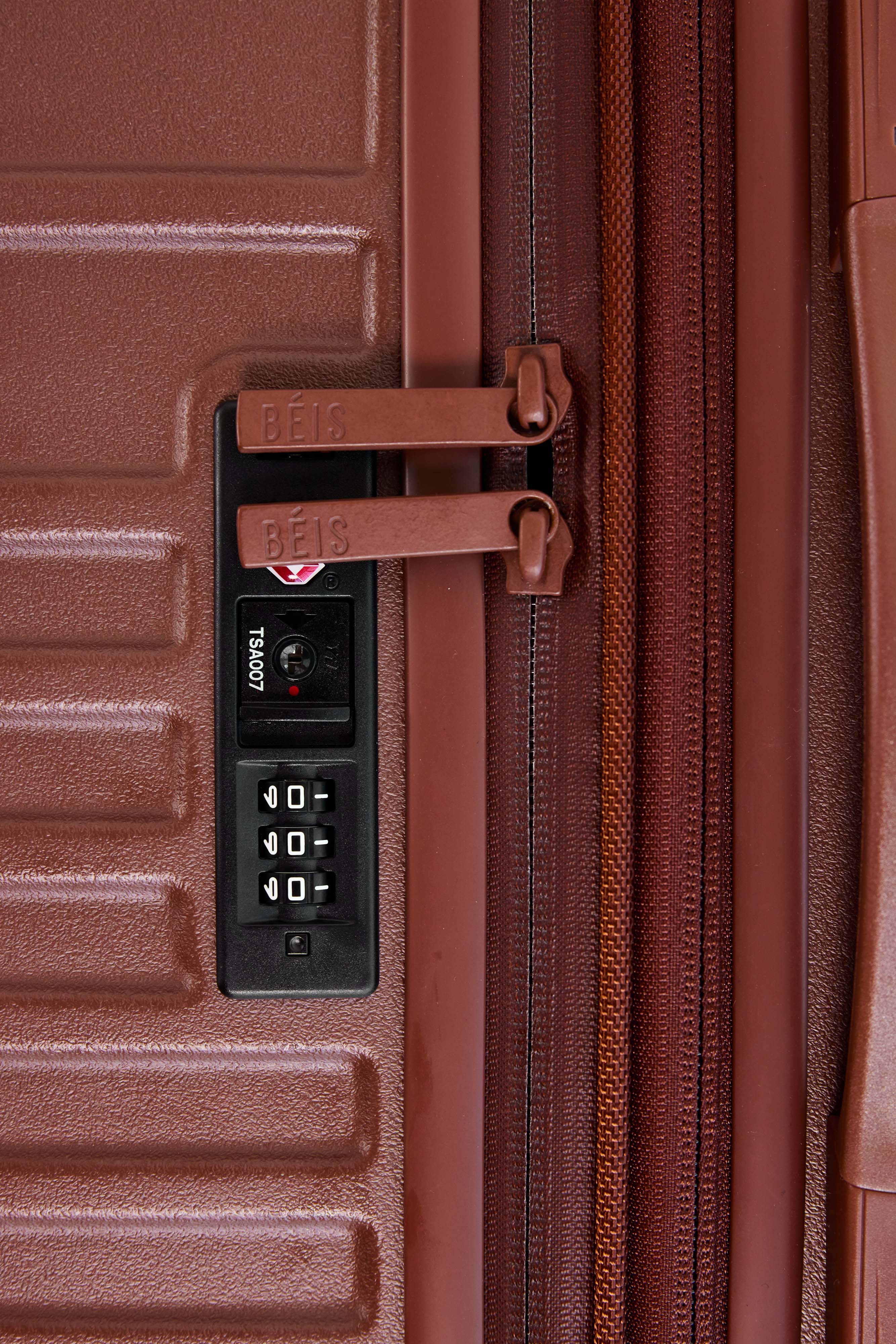 Large Maple Check-In Roller Luggage - Perfect for Air Travel, Business Trips & Vacation Packing