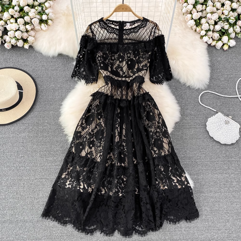 Elegant Hollow Round Neck A-Line Lace Dress for Women - Perfect for Weddings, Parties & Special Occasions