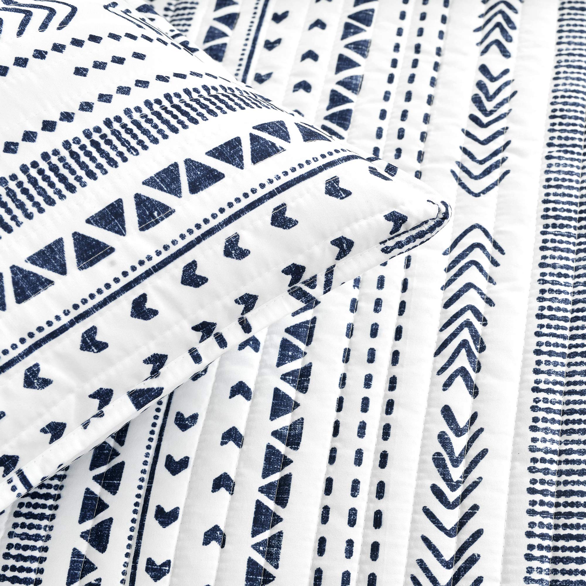 Lush Decor Navy White Hygge Stripe 3-Piece Quilt Set Full/Queen Size - Cozy Bedding for Modern Bedrooms & Guest Rooms