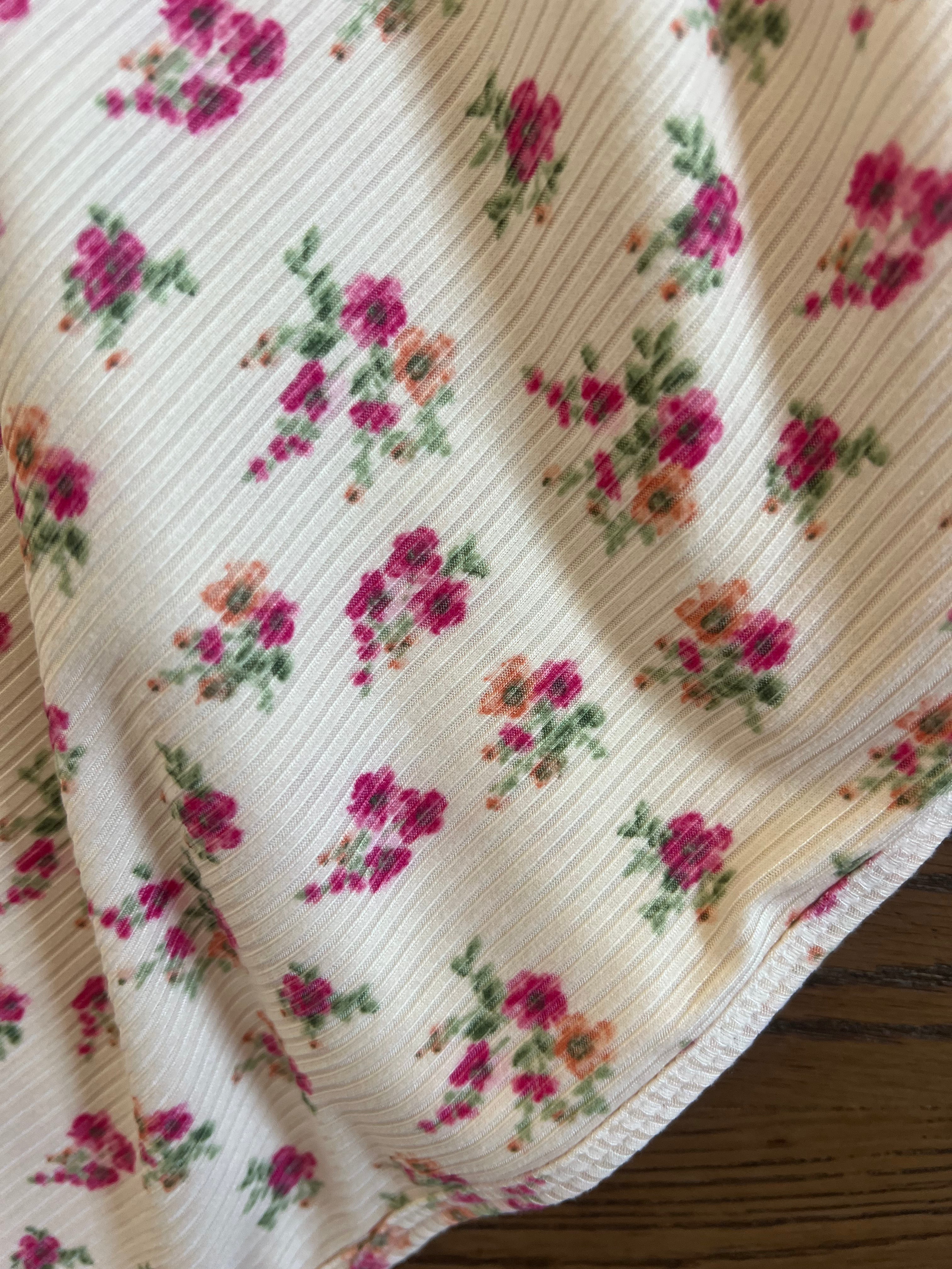 Pink Ivory Floral Print Dress - Elegant Summer Women's Fashion for Casual Outings & Beach Vacations