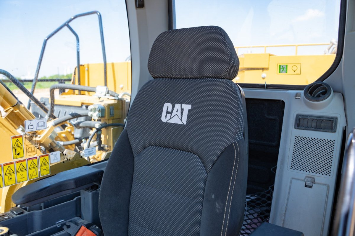 Caterpillar 2020 Excavator - 3,817 Hours | Heavy Duty Construction Equipment for Digging & Demolition | Perfect for Commercial Construction Sites & Landscaping Projects