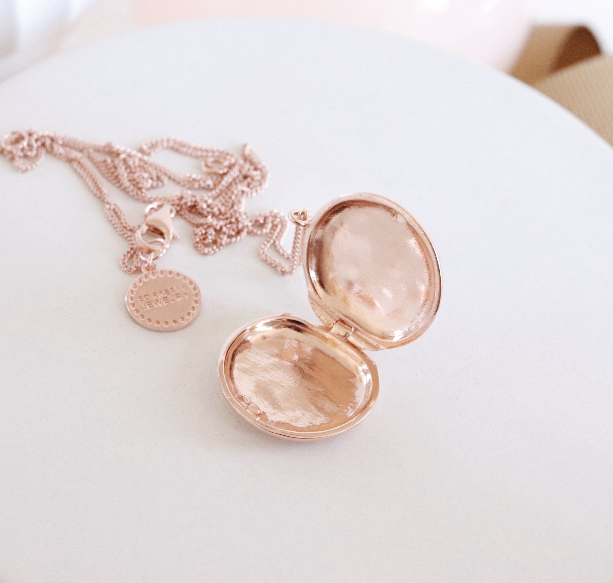 FRAICHE LOCKET NECKLACE in Rose Gold - Elegant Pendant Jewelry for Women, Perfect for Valentine's Day Gifts & Special Occasions