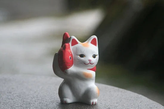 Nagahama Doll Japanese Maneki Neko (Beckoning Cat) White Lucky Cat Figure - Authentic Japanese Good Luck Charm for Home & Office Decor