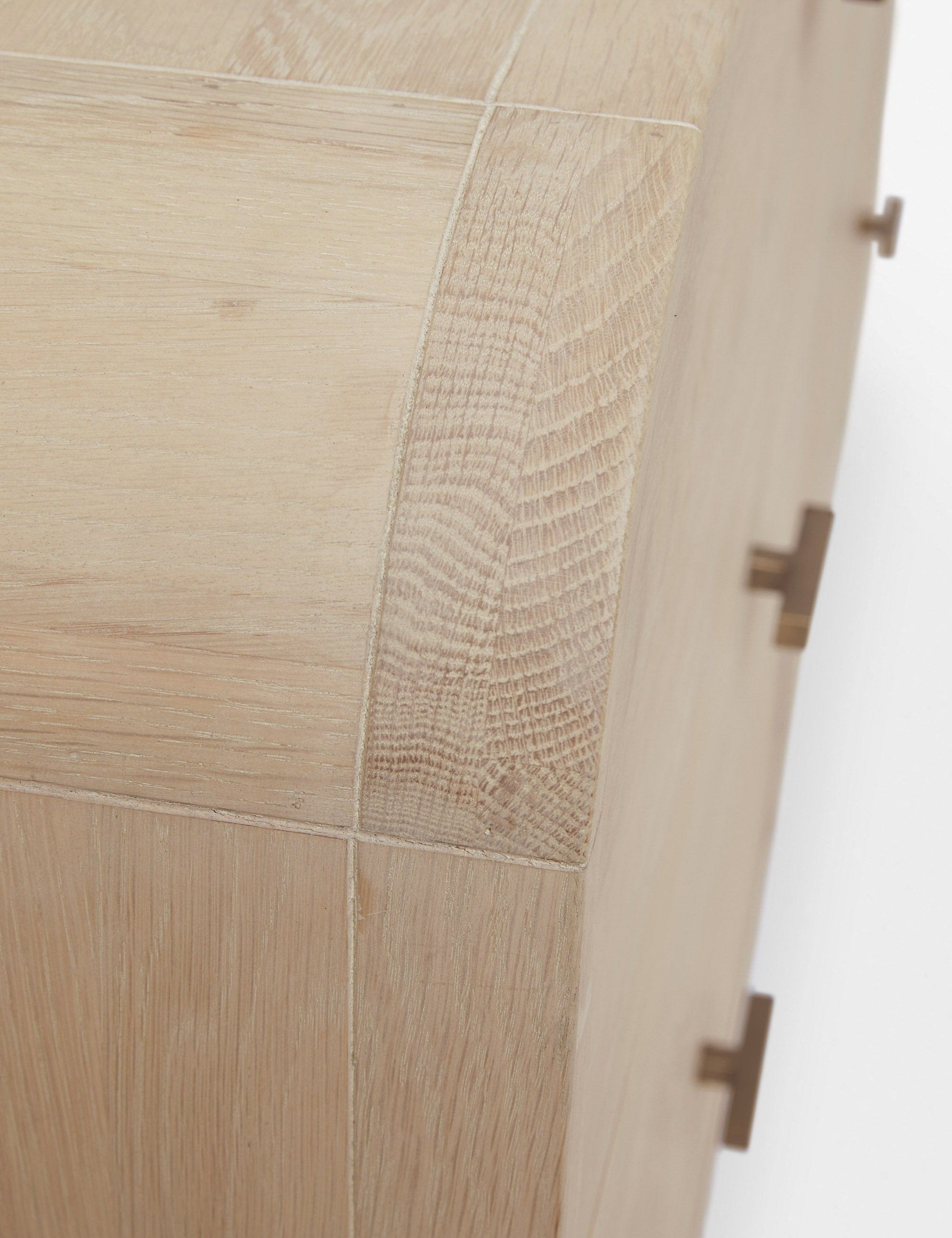 Brooke 6-Drawer Wooden Dresser for Bedroom - Solid Oak Chest of Drawers with Smooth Gliding Drawers for Clothes Storage | Perfect for Master Bedroom, Guest Room & Nursery Organization