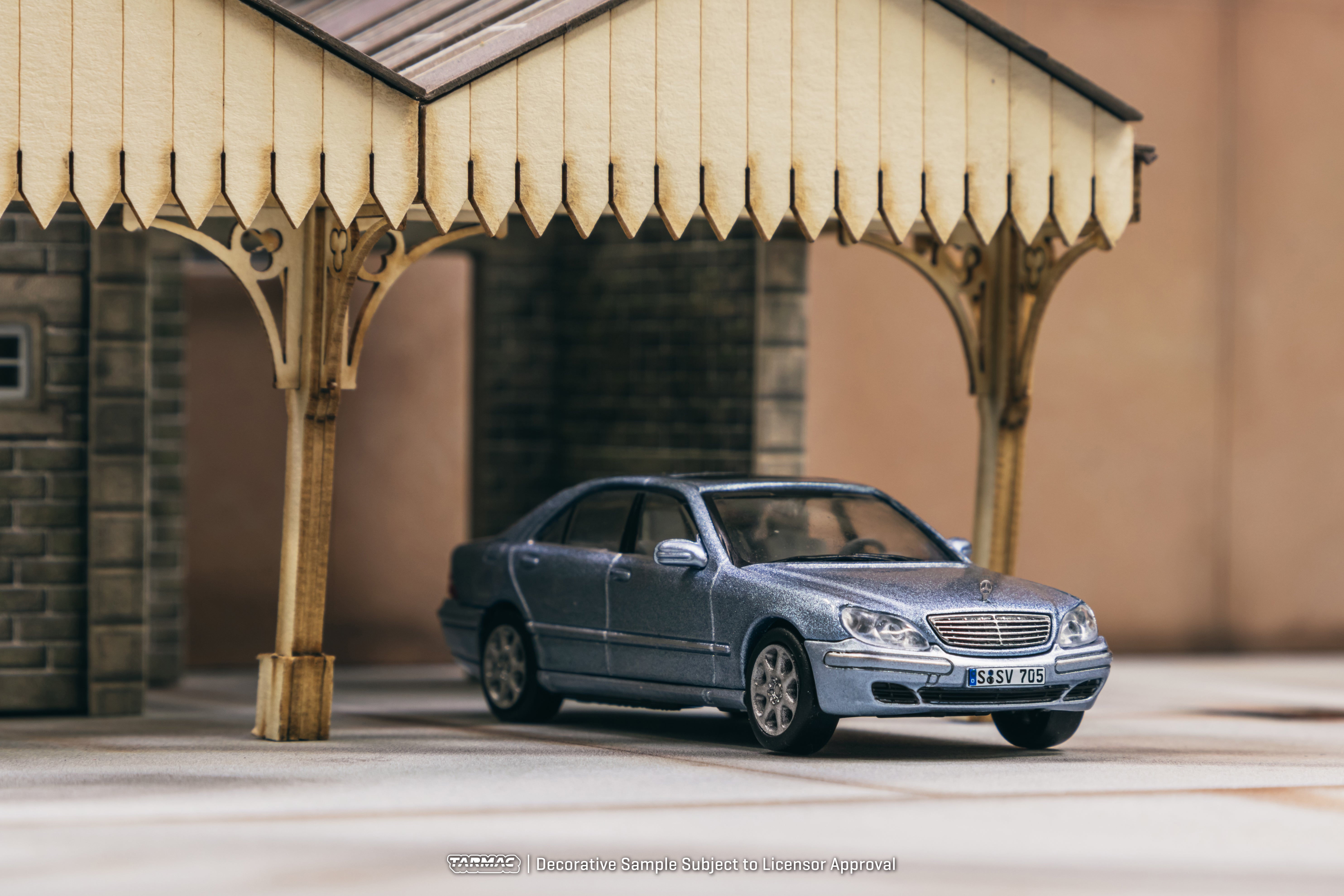 Tarmac Works 1/64 Scale Mercedes Benz S Class Diecast Model Car - Horizon Blue Metallic - Collectible Miniature Vehicle for Display & Racing - Perfect for Car Enthusiasts & Model Collectors