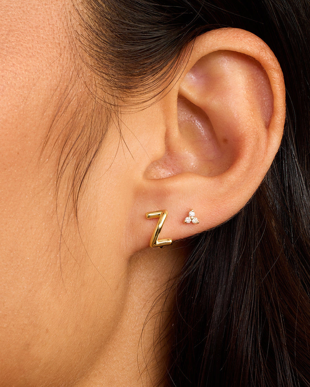 Alphabet Single Huggie Earrings - Gold Plated Initial Letter Studs for Women - Perfect for Everyday Wear, Gifts & Special Occasions