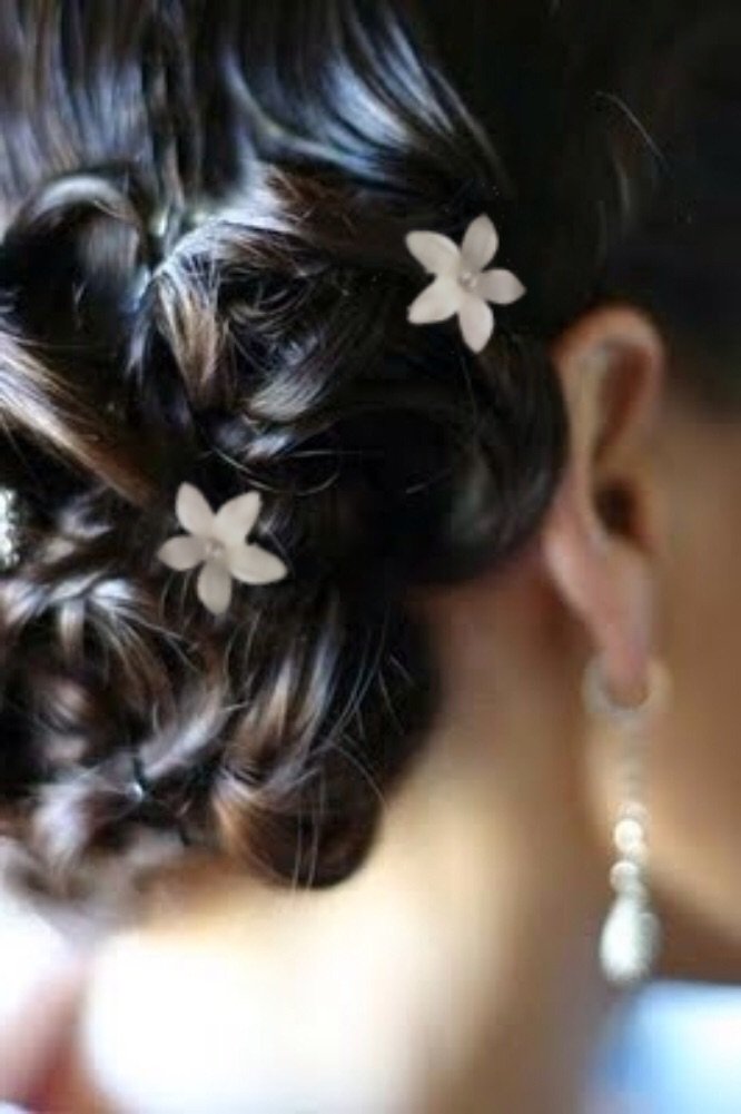 White Flower Hair Pins Twister Coil Set of 8 - Elegant Hair Accessories for Weddings, Parties, and Everyday Styling