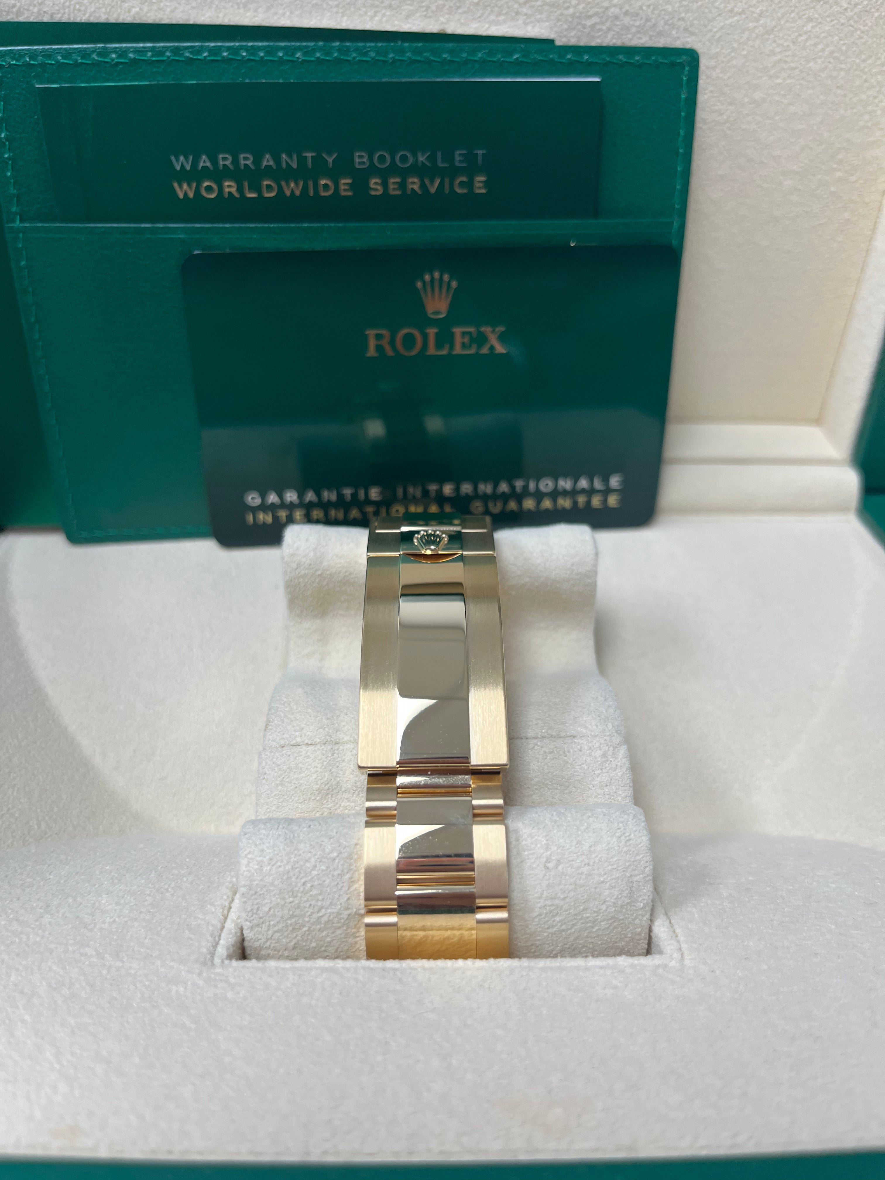 Rolex Submariner Date 18K Yellow Gold Men's Watch with Blue Ceramic Bezel & Blue Dial - Ref. 126618LB | Luxury Diving Watch for Professional Divers & Water Sports Enthusiasts