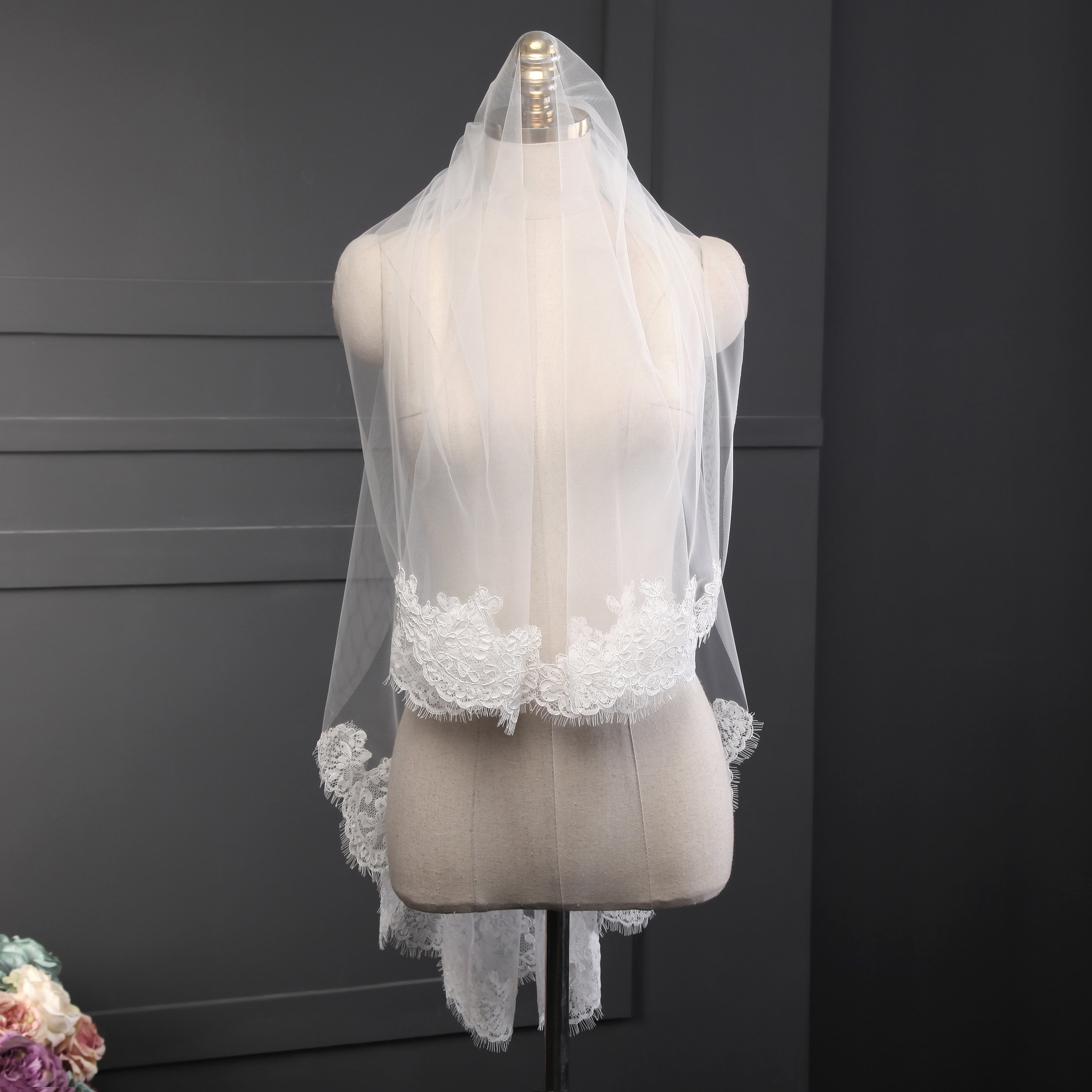 Rene Veil - Elegant & Lightweight Scarf for Women | Perfect for Office, Travel & Special Occasions