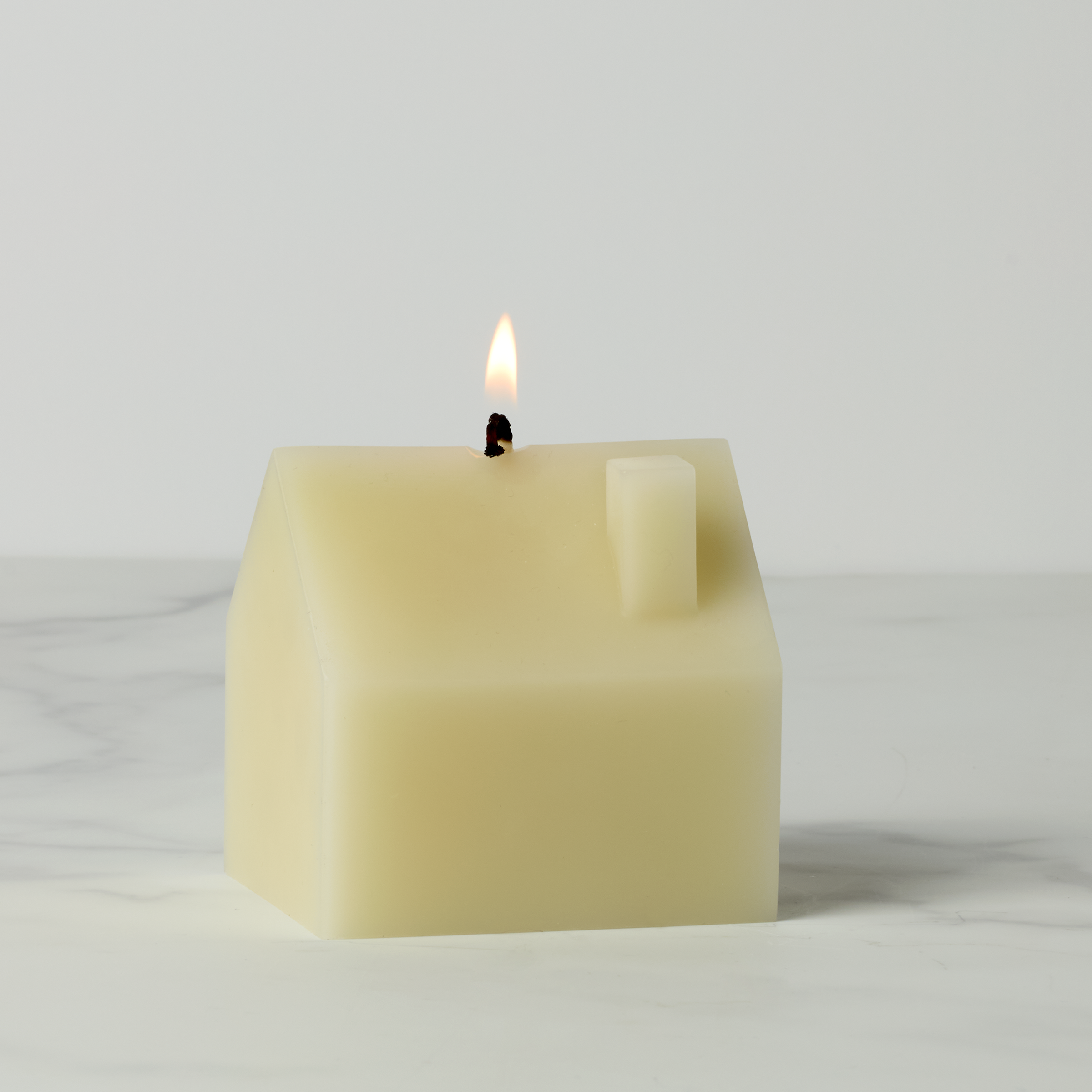 Premium Small House Scented Candle in Cream - Perfect for Home Decor, Relaxation & Gift Giving