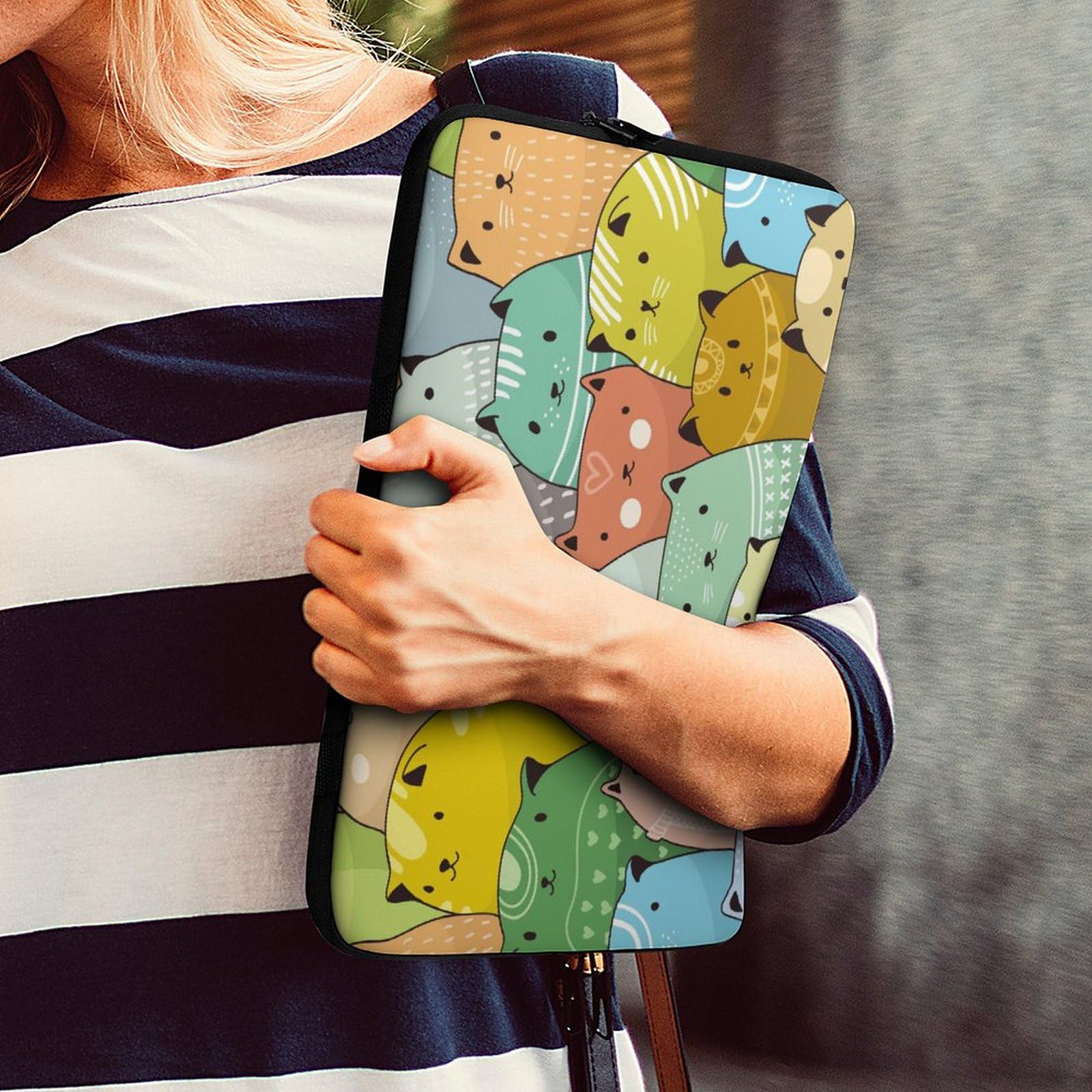 Cute Cats Pattern Personalized Laptop Bag - Slim Business Casual Computer Briefcase for Work, Travel, and Daily Use