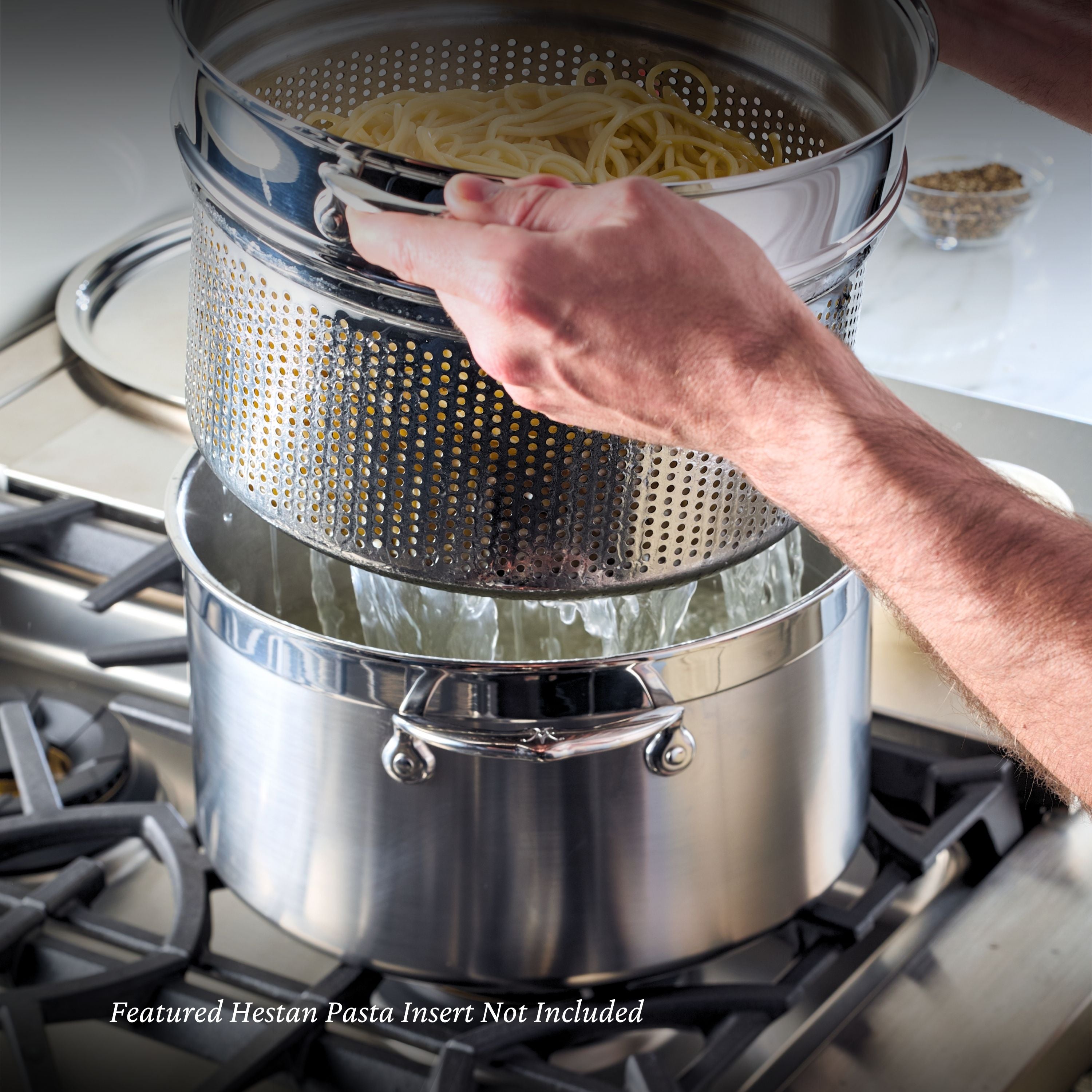 Hestan Probond Covered Stockpot 8.0 Quart (26cm) - Premium Stainless Steel Cookware for Soups, Stews & Pasta - Perfect for Home Chefs & Professional Kitchens
