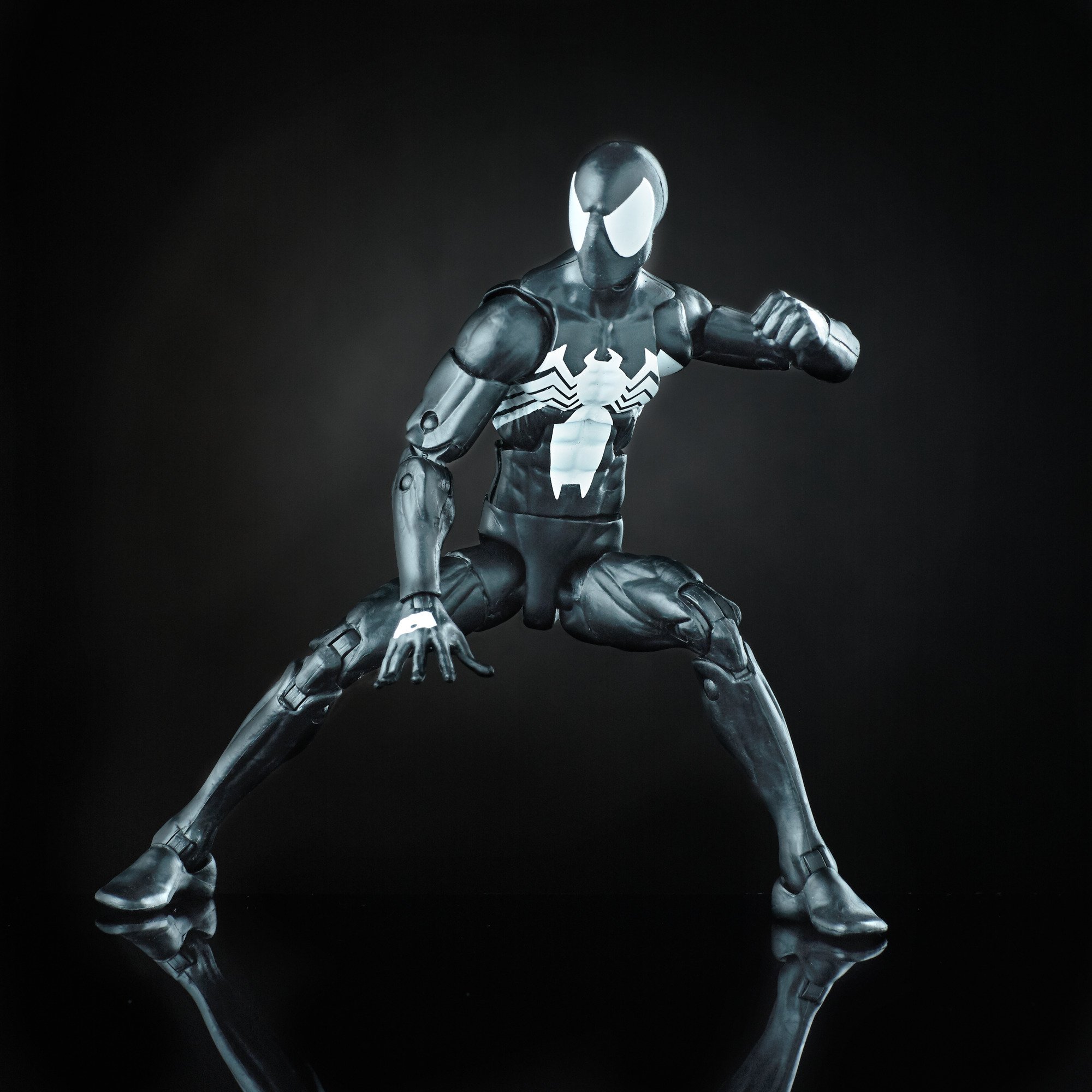Marvel Spider-Man 6-inch Legends Series Symbiote Spider-Man Action Figure - Collectible Toy for Display & Play | Perfect for Marvel Fans & Collectors