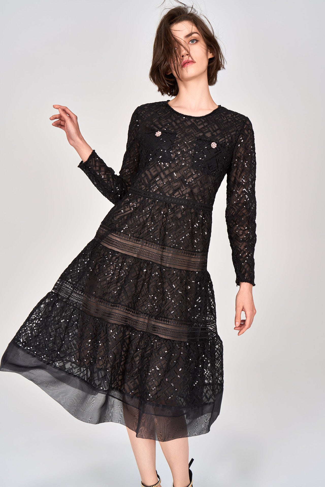 Elegant Black Sequin and Embroidery Party Dress for Women - Perfect for Evening Events, Prom, and Special Occasions