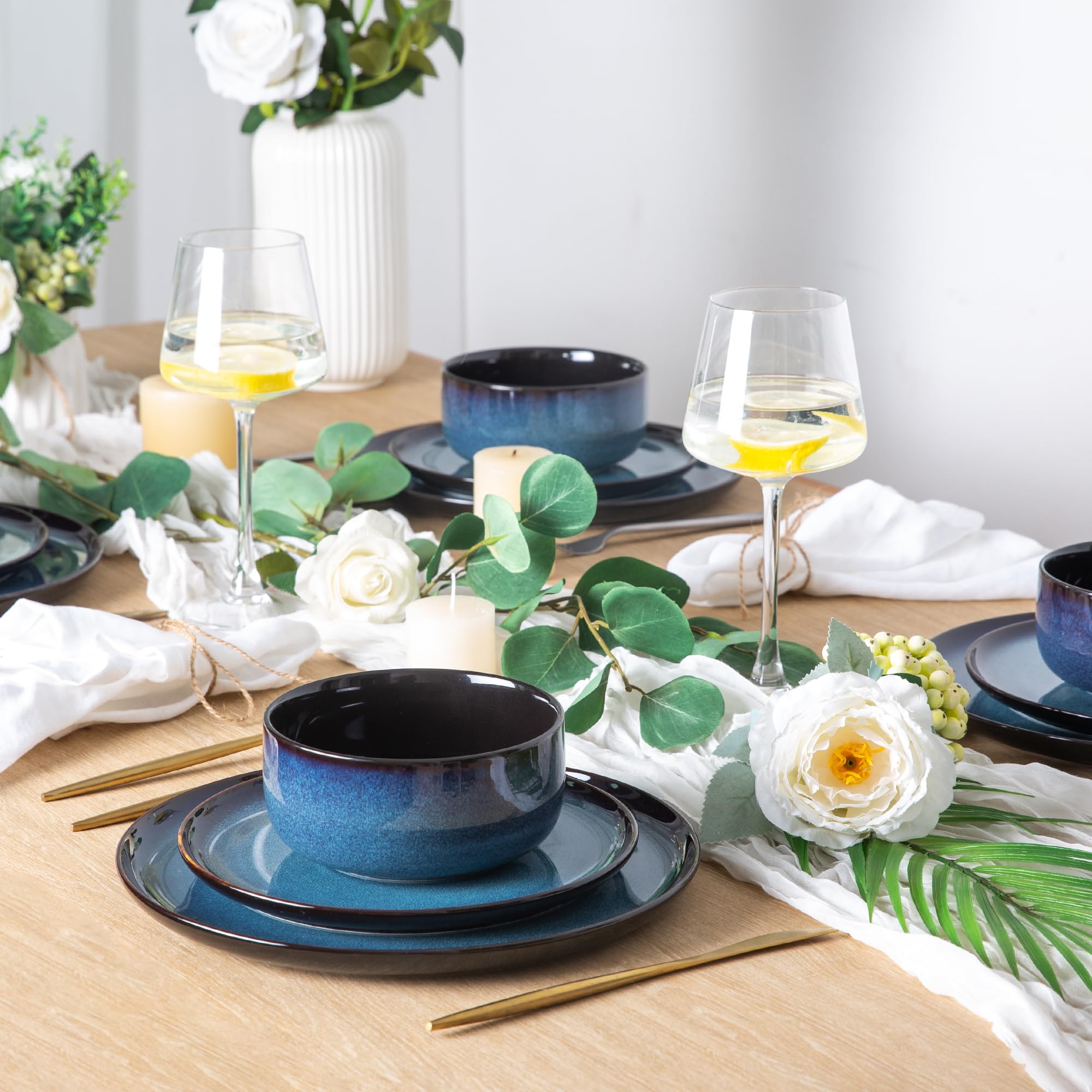 LeRatio 18-Piece Ceramic Dinnerware Set for 6, Handmade Reactive Glaze Porcelain Plates & Bowls - Chip & Scratch Resistant, Oven/Dishwasher/Microwave Safe - Blue | Perfect for Family Dinners, Restaurants & Special Occasions
