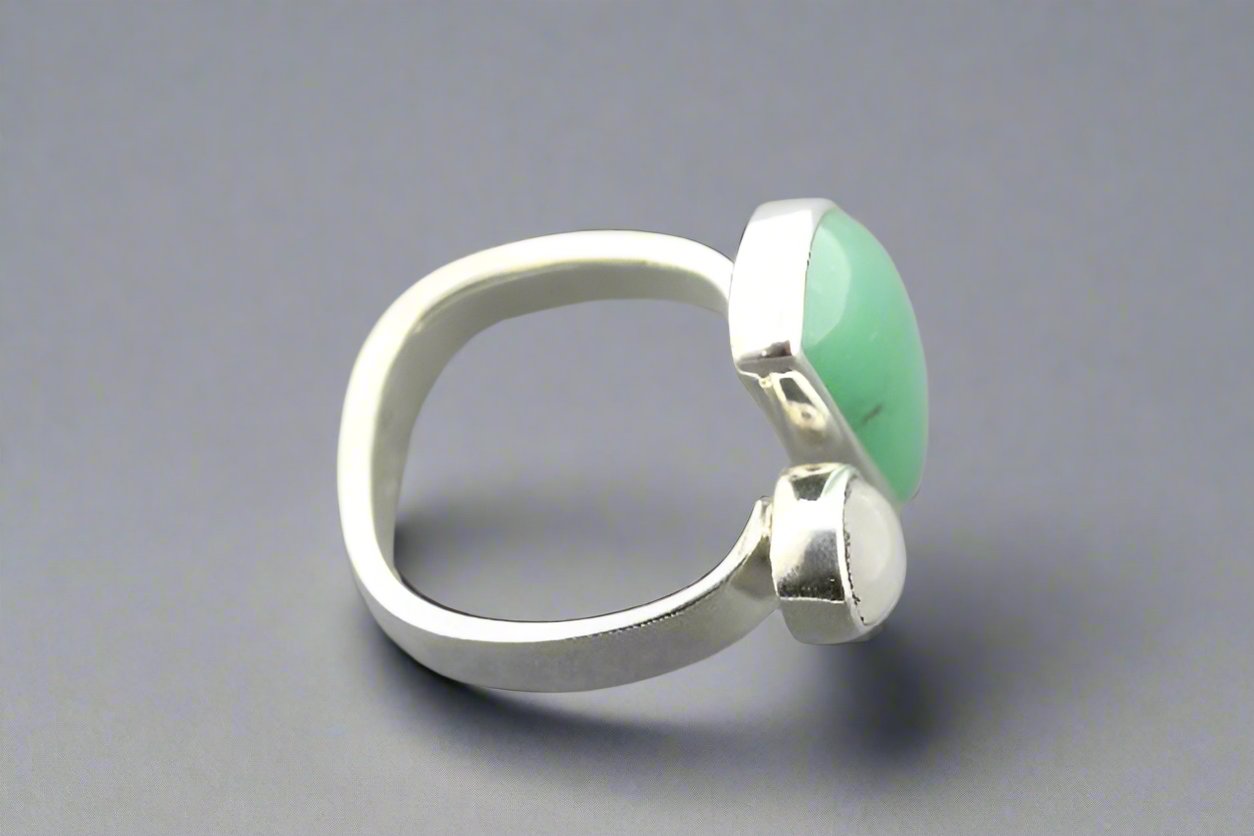 Moon and Star Ring - Aventurine and Moonstone Gemstone Jewelry for Women - Boho Chic Style for Everyday Wear, Gift Giving, and Spiritual Healing