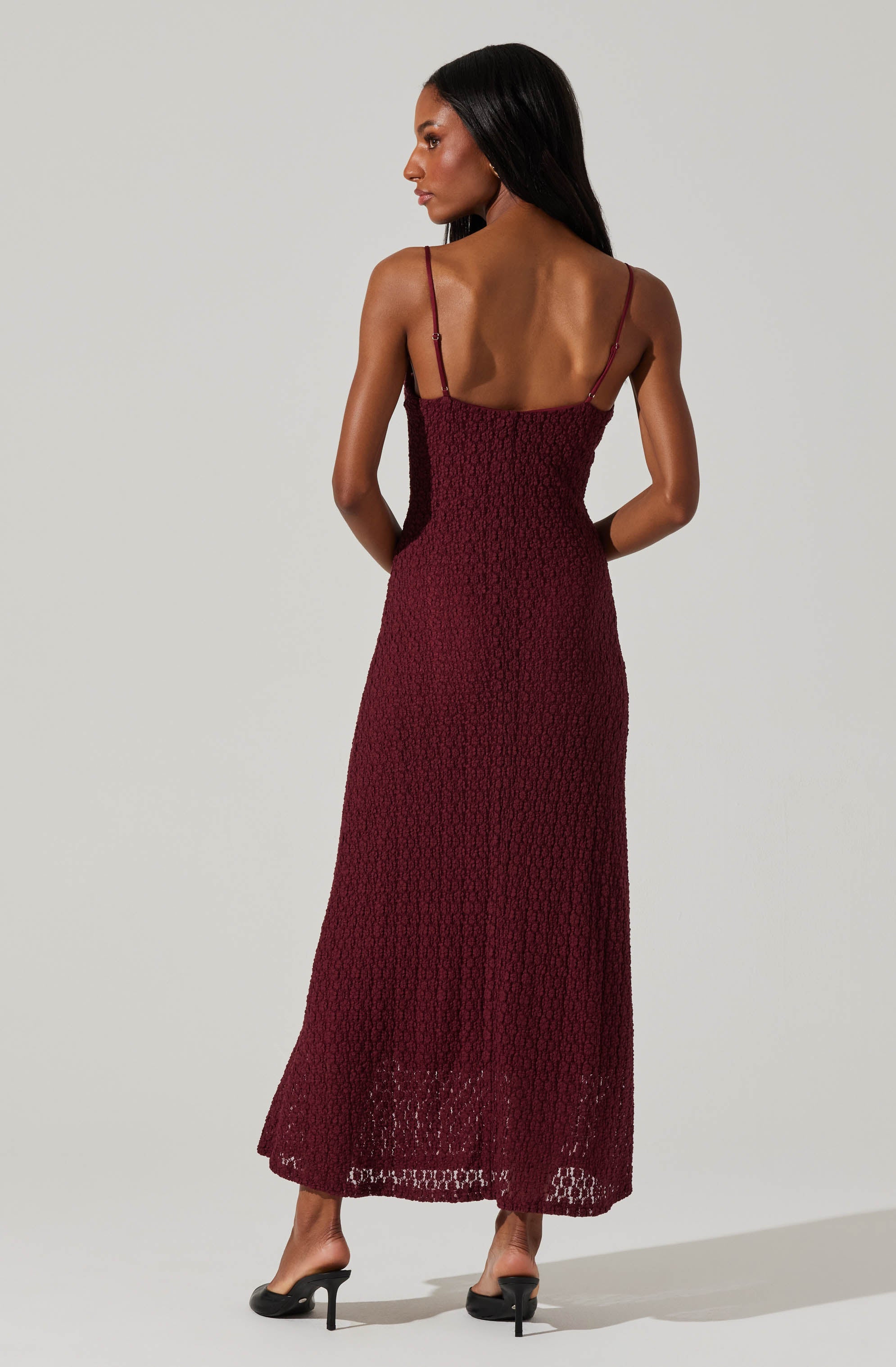 Renaisse Textured Maxi Dress for Women - Flowy Boho Summer Beach Dress with Pockets | Perfect for Vacations, Weddings & Outdoor Events
