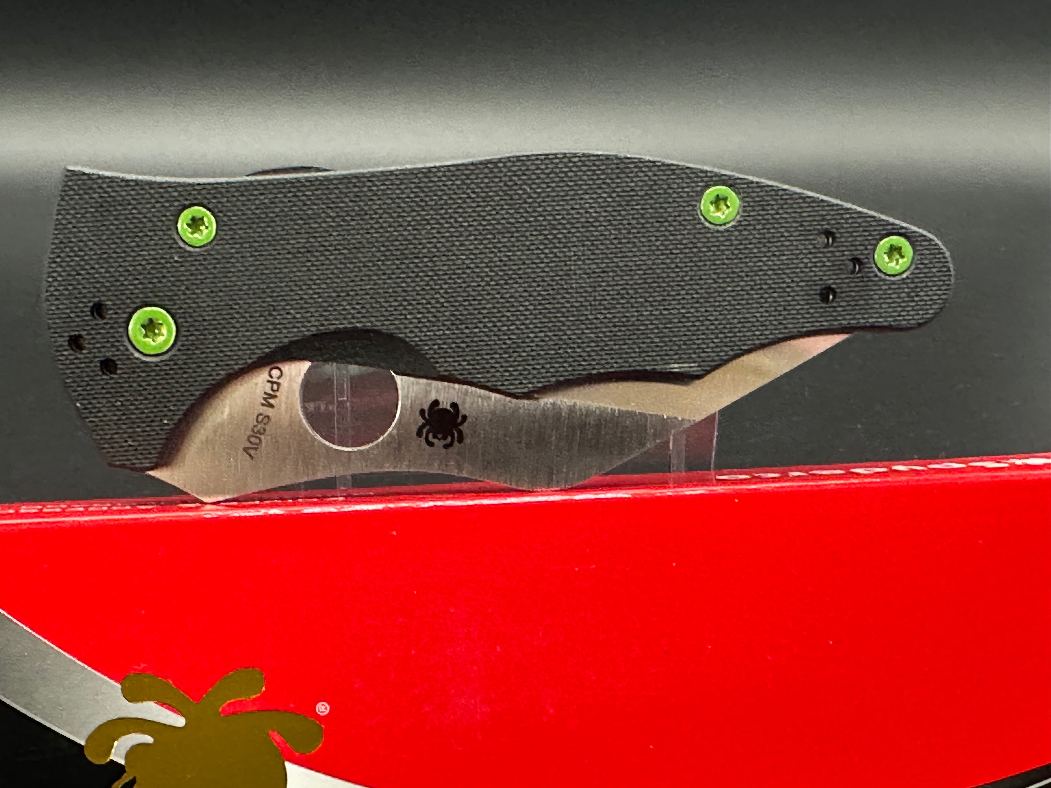 Spyderco Yojimbo 2 Folding Knife - Black G10 Handle, CPM-S30V Steel Blade - EDC, Outdoor, Tactical & Survival Knife for Camping, Hiking & Everyday Carry