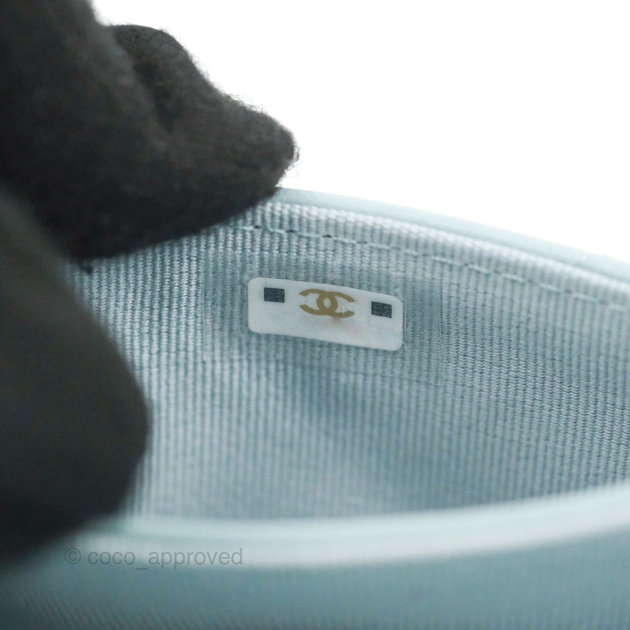 Chanel 19 Quilted Flap Card Holder in Light Blue Lambskin - Luxury Compact Wallet for Everyday Use & Travel Essentials