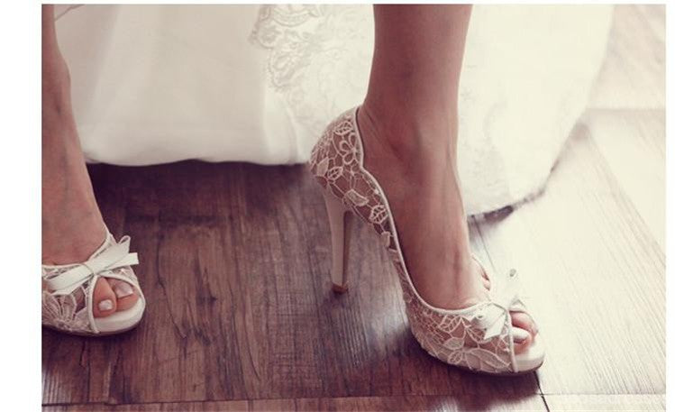 Ivory Lace High Heels Pointed Toe Sexy Wedding Shoes for Bride - Elegant Bridal Pumps with Bow Detail, Perfect for Weddings, Prom, Parties and Special Occasions