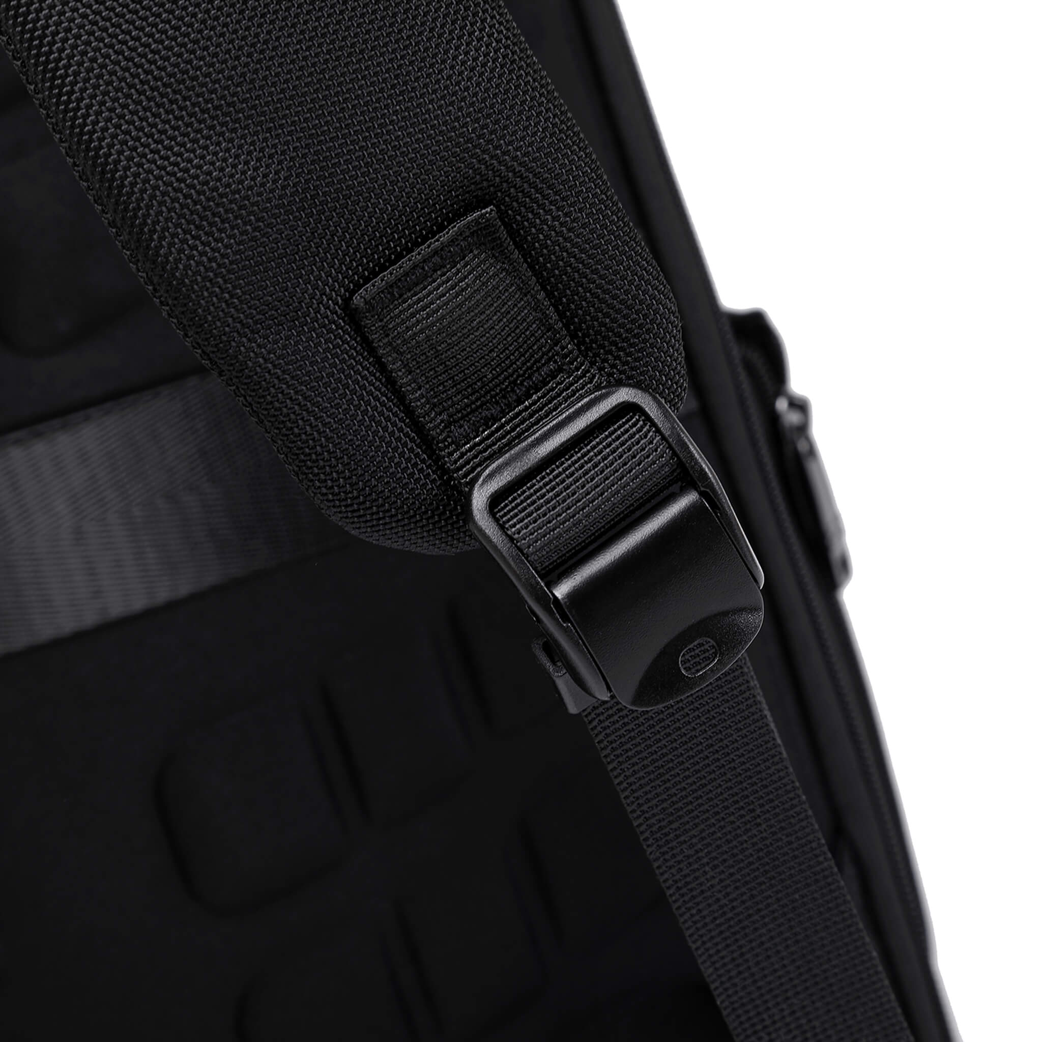 TPB003 Troop London Urban Expandable Laptop Backpack - 17 Inch Water-Resistant Business & College Backpack for Men & Women - Perfect for Work, Travel & School Commute
