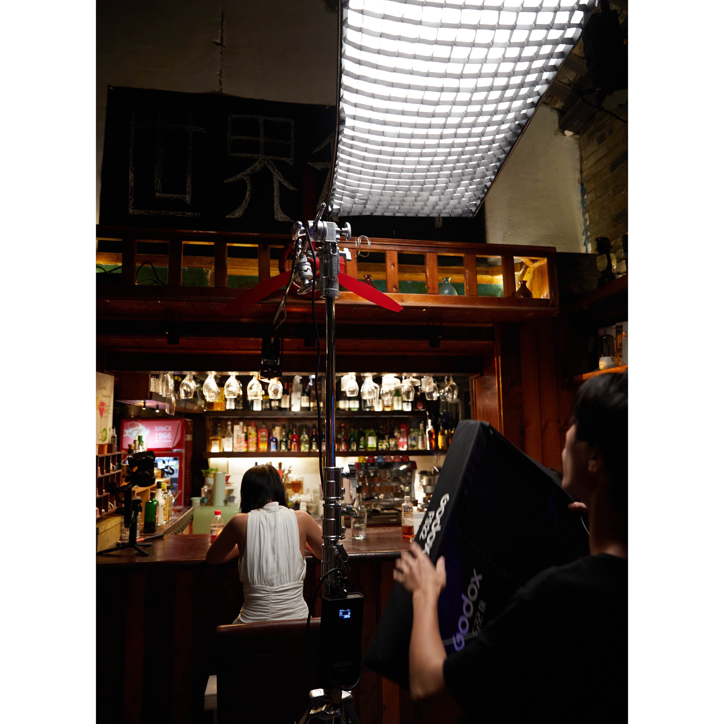 KNOWLED F400Bi 2x4 Feet IP65 Waterproof Flexible LED Panel - Professional Cine Lighting for Film Studio, Photography, and Video Production