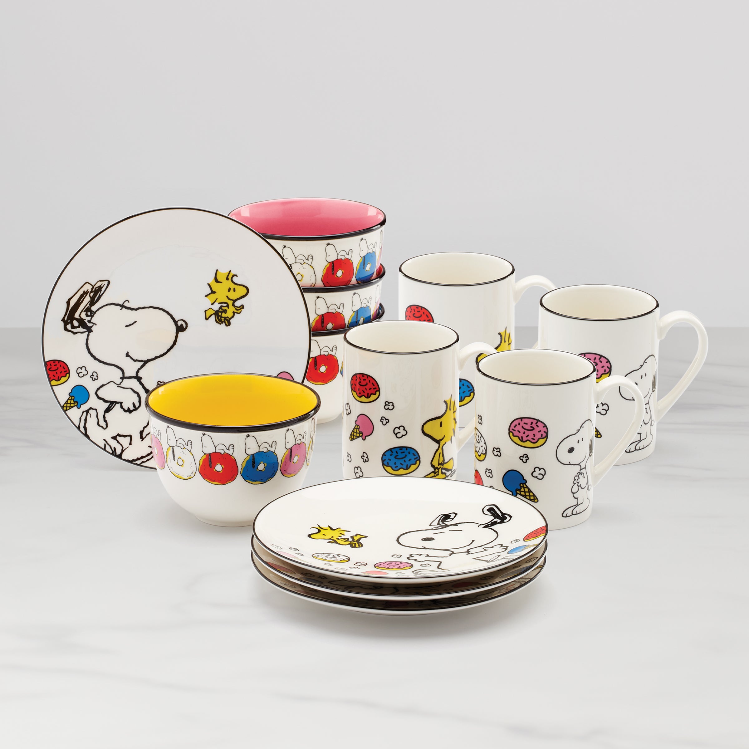 Chef Snoopy 12-Piece Dessert Plates Set - Cute Cartoon Character Dinnerware for Kids Birthday Party, Tea Time & Family Gatherings