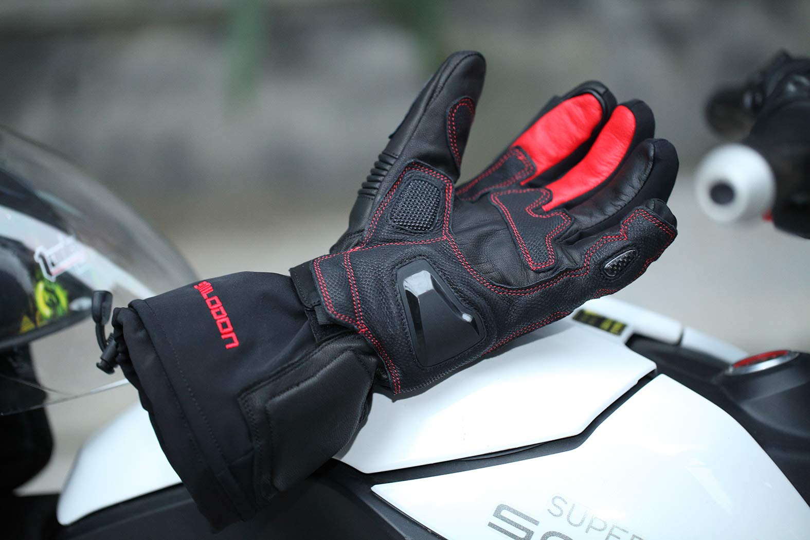 Smilodon Rechargeable Battery Heated Gloves for Men & Women - Electric Warming Winter Gloves for Skiing, Snowboarding, Hiking & Outdoor Activities