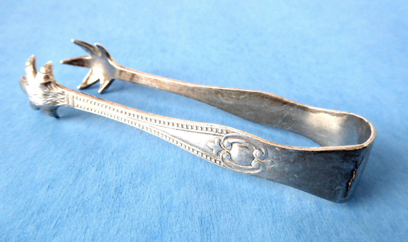 Vintage 1920s Silver Plated Sugar Tongs with Feather Claw End - English Style Antique Tea Accessories for Afternoon Tea, Coffee Service & Dessert Serving