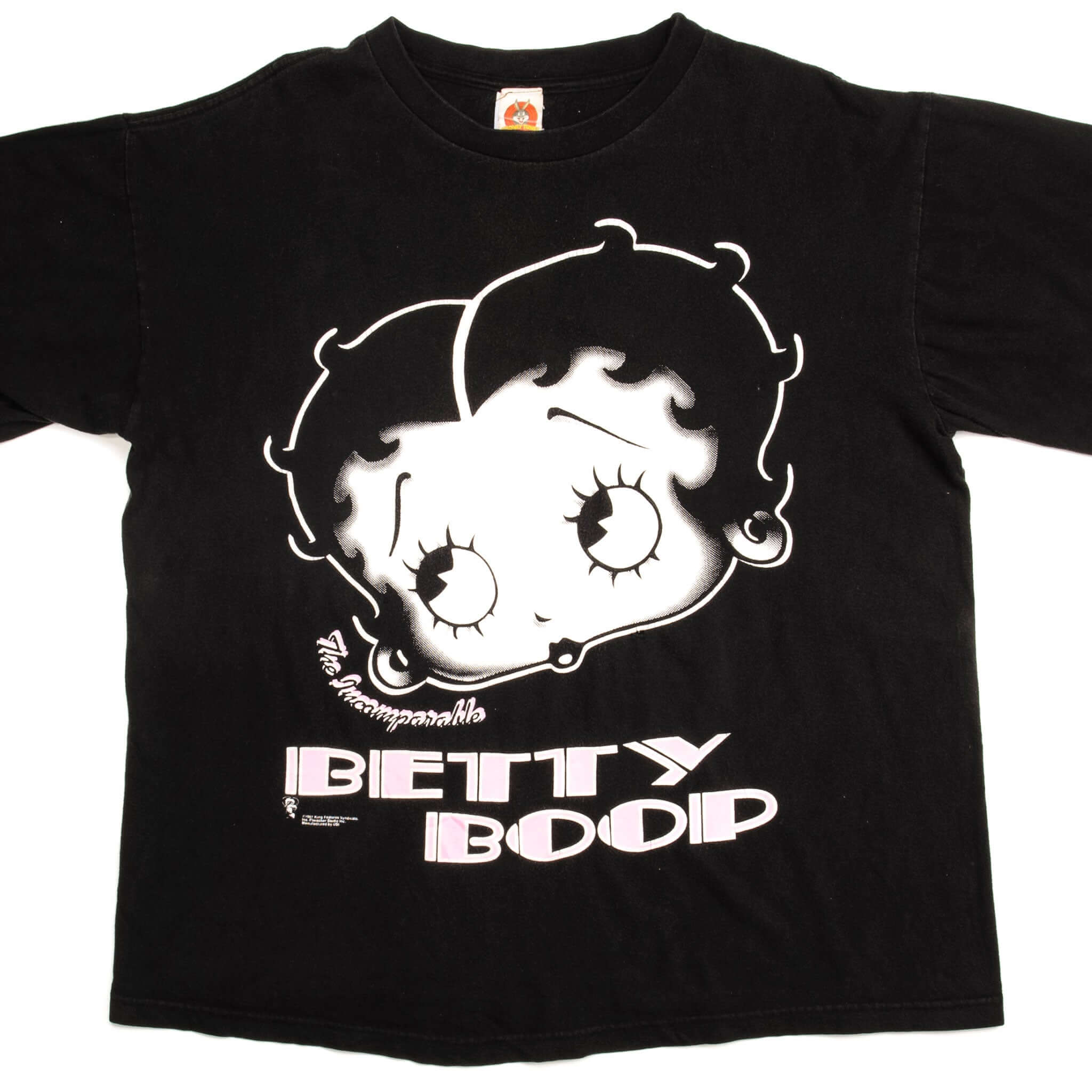 Vintage Looney Tunes Betty Boop Graphic T-Shirt 1997 Retro Cartoon Tee - Large Size for Men & Women - Perfect for Casual Wear, Cosplay, and 90s Nostalgia Fashion